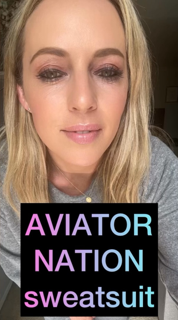 Aviator nation sweatsuit 

#LTKunder100 #LTKunder50 #LTKSeasonal