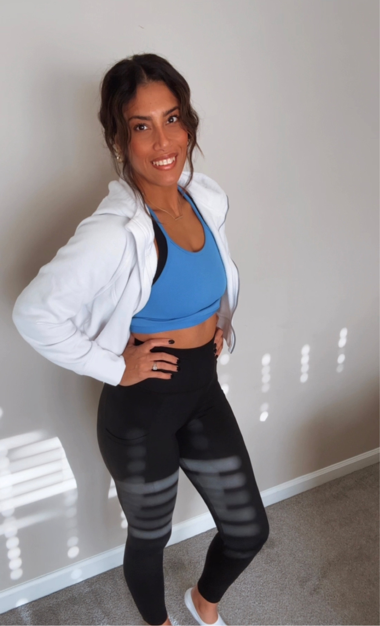Mom Comfy OOTD 

#LTKStyleTip #LTKFindsUnder50 #LTKActive