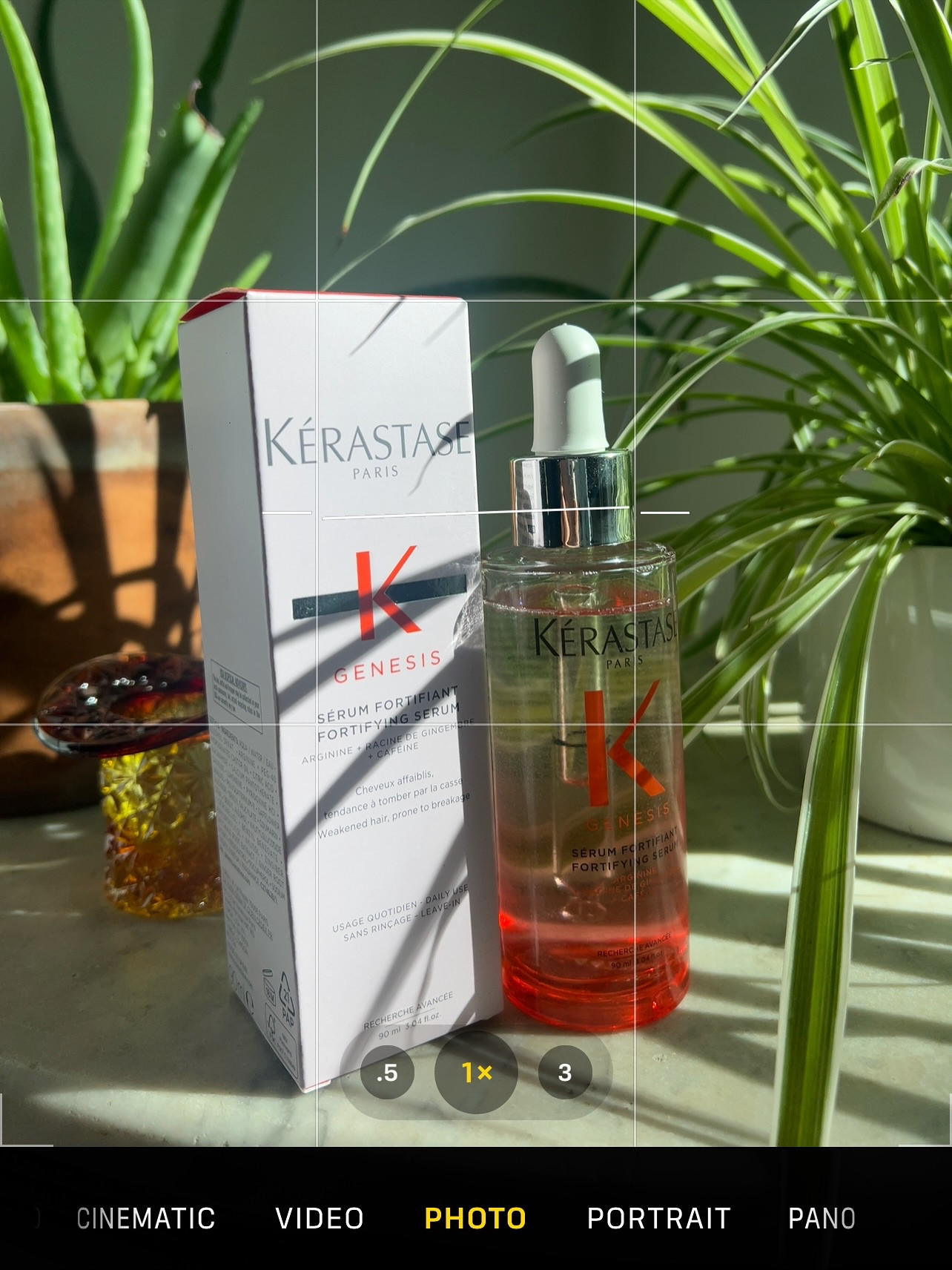 healthy hair deserves a little spotlight 💛

@garnierusa define curls, reduce frizz and enhance natural texture without leaving hair crunchy or heavy.

@kerastase_official targets weakened roots and helps prevent hair fall from breakage.

#haircareroutines #haircareproducts #garnier #kérastase #hairgoals #haircare #haircaretips #haircarehacks