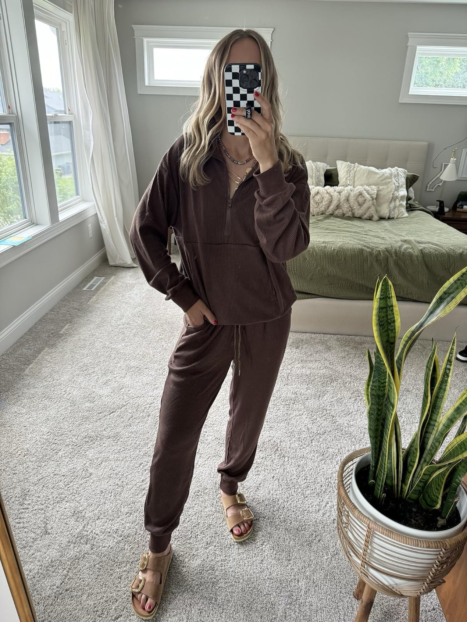 Great matching set, perfect loungewear. I’m 5’3” wearing a size small. #amazon 

#LTKFindsUnder50 #LTKStyleTip