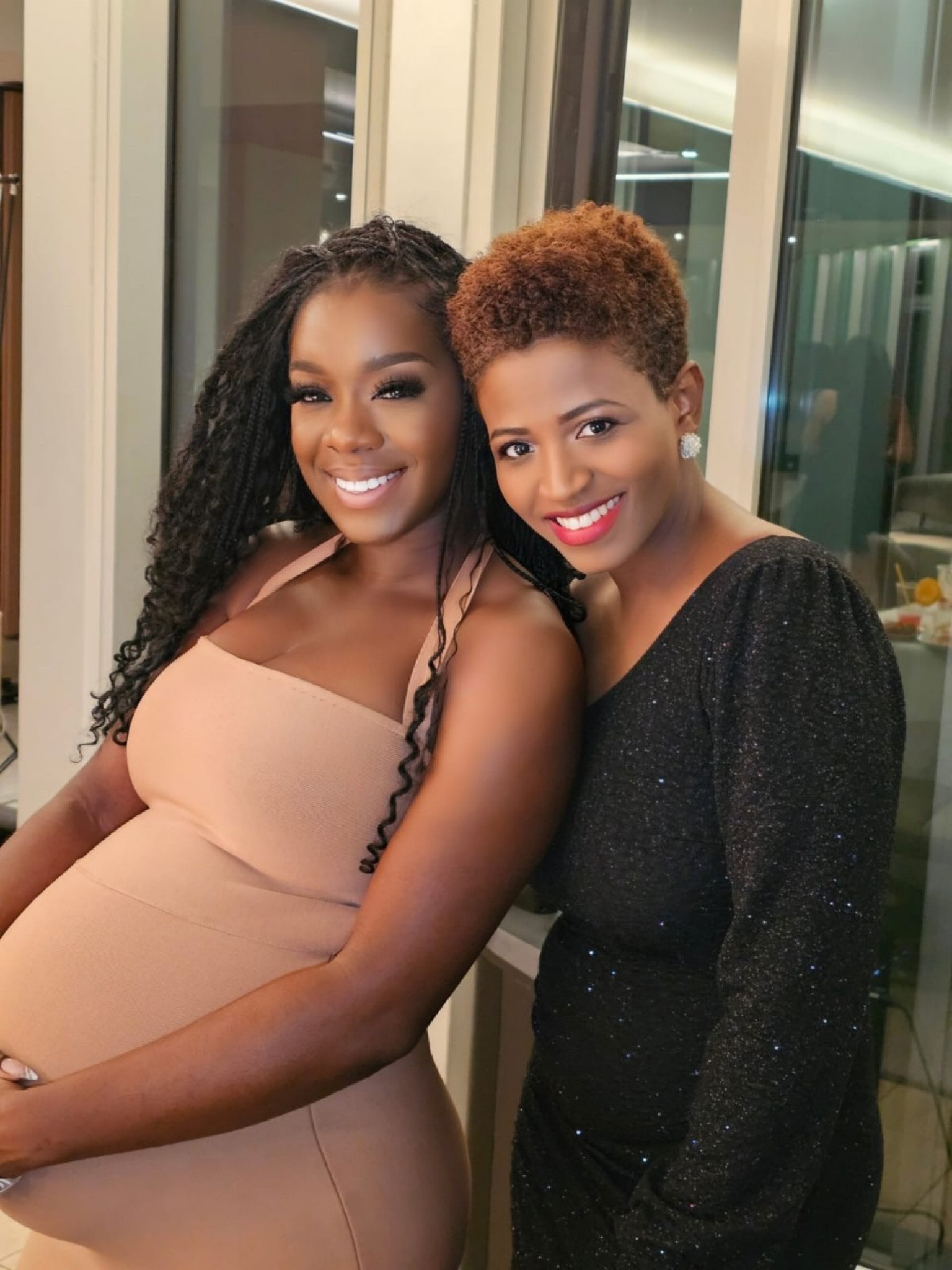 Enjoying a special night
 out with my favorite
 person! For reference, I'm
 wearing a size medium,
 currently in my third
 trimester, 5'5" tall, and
 165-170 lbs. #FamilyLove
 #BumpStyle #NightOut

#LTKFamily #LTKStyleTip #LTKBump