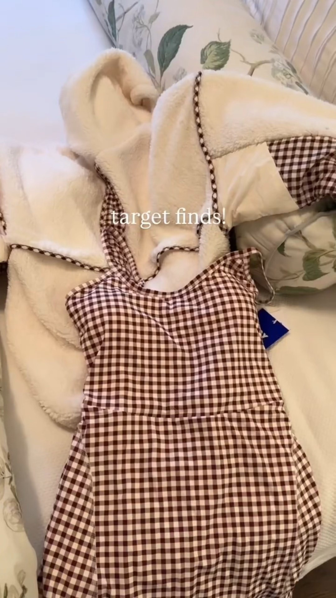 Target finds that actually feel like a win. This brown gingham mini dress is the kind of easy piece you throw on with sneakers now and boots later. The fit is simple and flattering, and the print gives that effortless fall farmhouse vibe without trying too hard.

#LTKootd