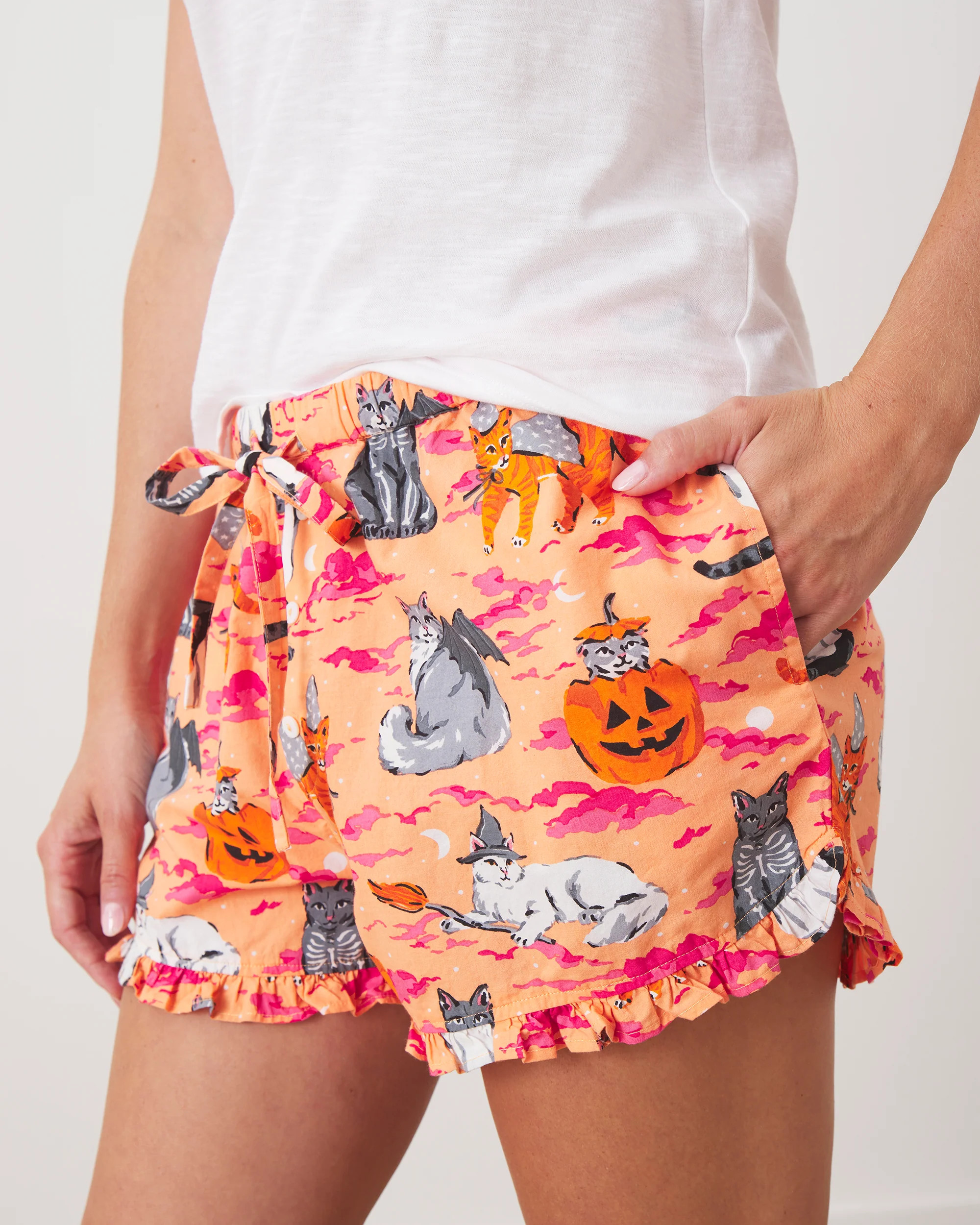 Halloween House Cats - Ruffle Shorts - Jack O' Lantern | Printfresh
