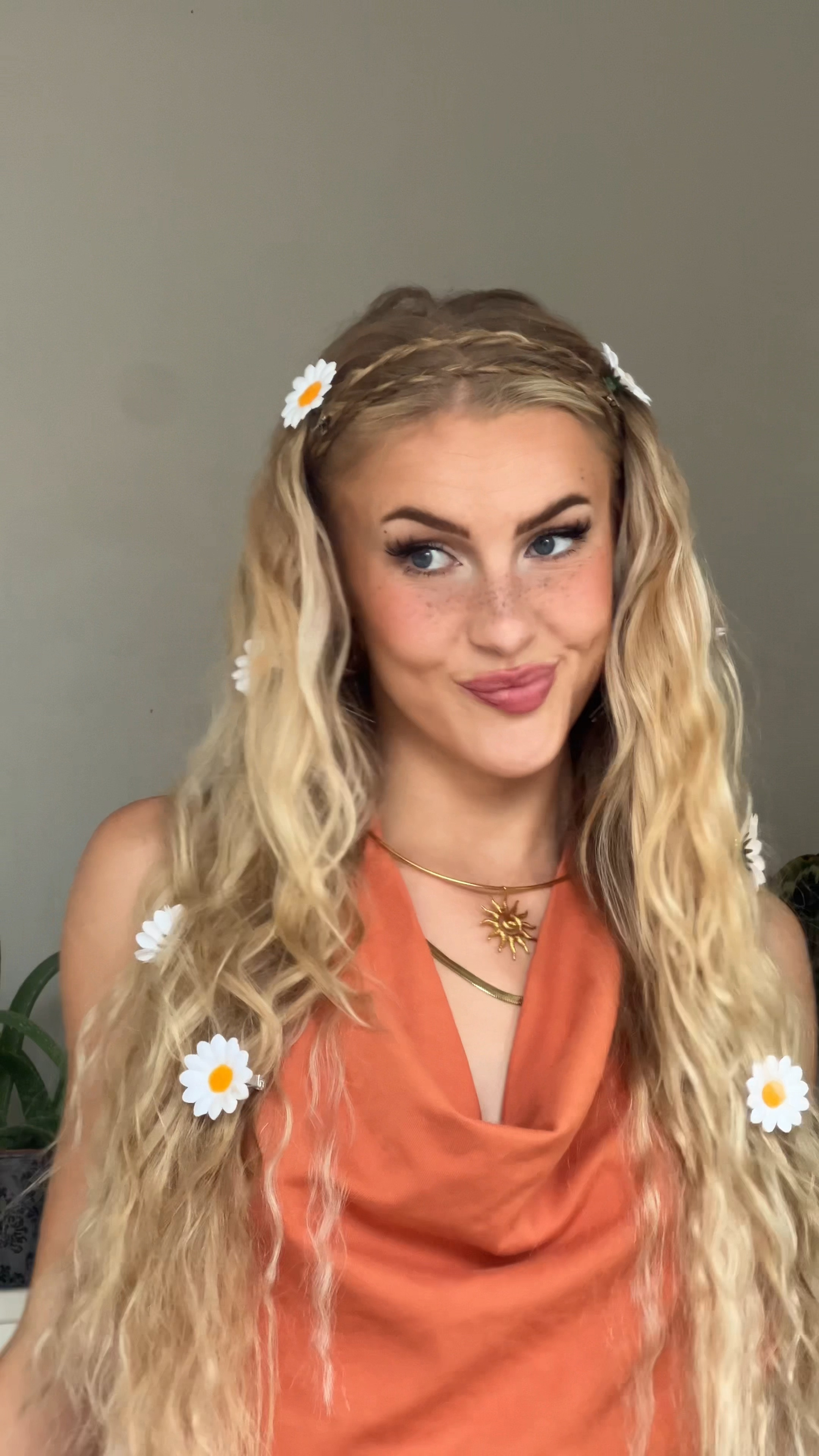 Spring/summer hairstyle 🤍🌼

#LTKSeasonal #LTKeurope #LTKfindsunder50