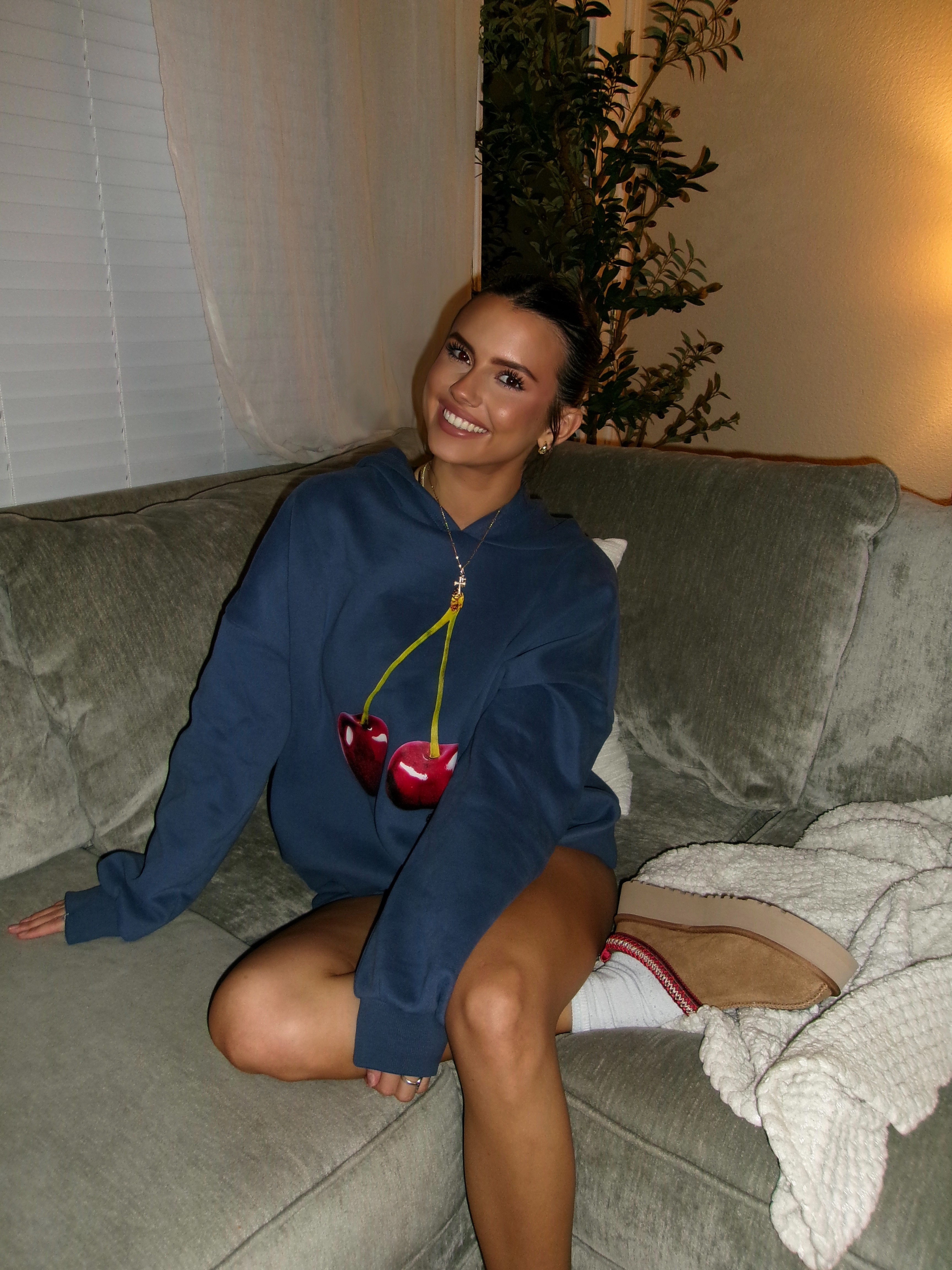 I wore this Edikted sweat set during the week Dallas was snowed in. It is so comfortable and you can wear it during a girls night, running errands, or even just looking cute in the house! ALSO you can use code GRACY10 for $$ off at Edikted!!

 

#LTKStyleTip #LTKGiftGuide #LTKFindsUnder100