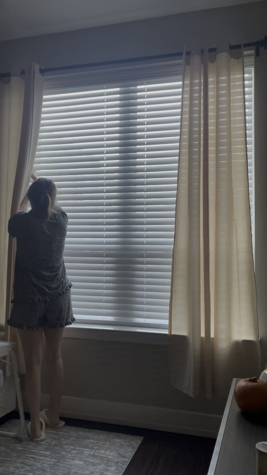 Morning asmr routine feature a cute and trendy outfit for class 🎀☕️🤍

#LTKU #LTKVideo #LTKhome