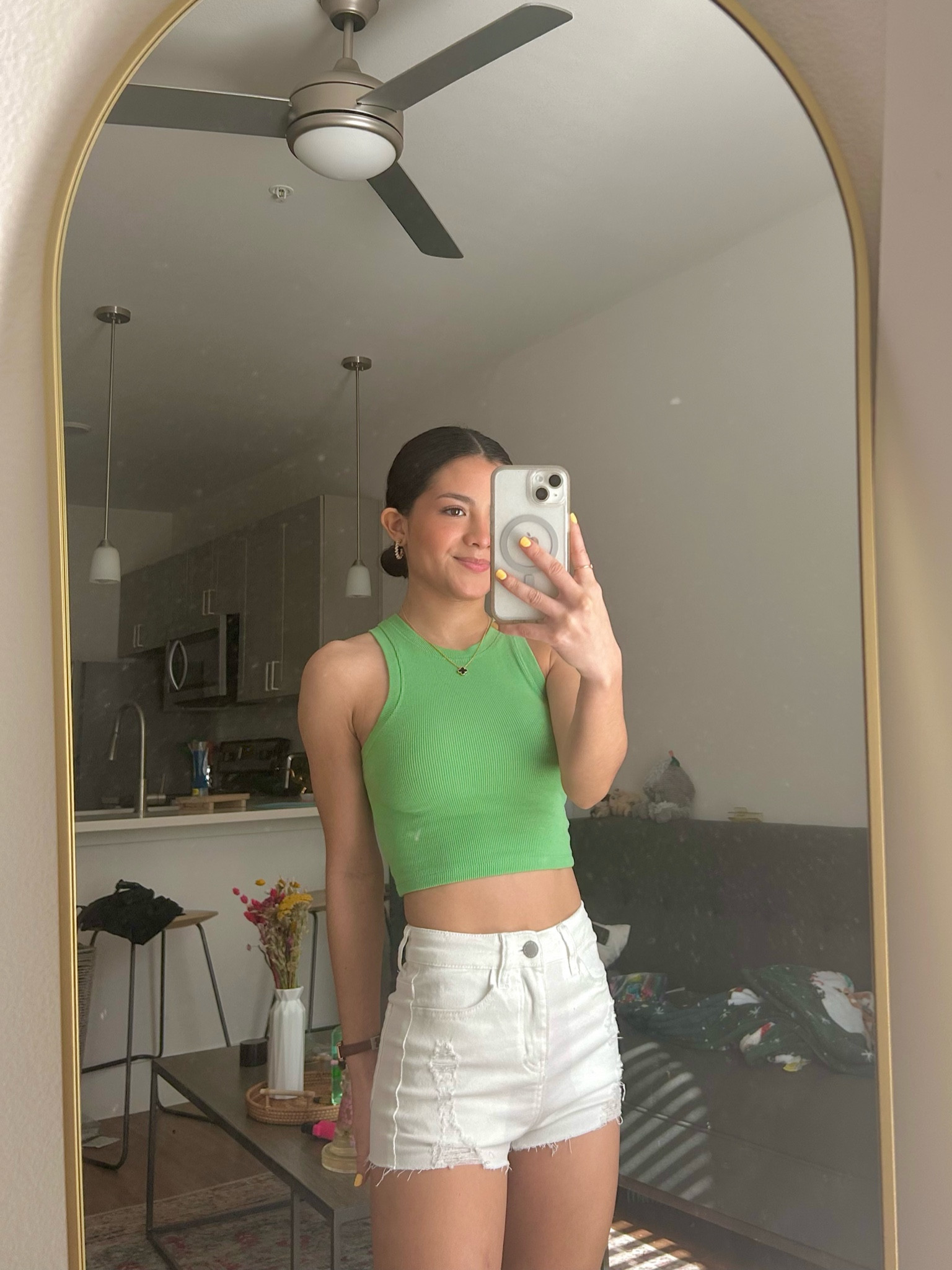 top is size xxs💚
found similar bottoms from amazon!