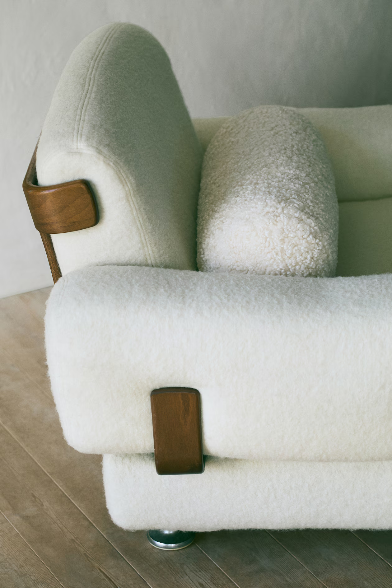 Teddy bolster | H&M (UK, MY, IN, SG, PH, TW, HK)