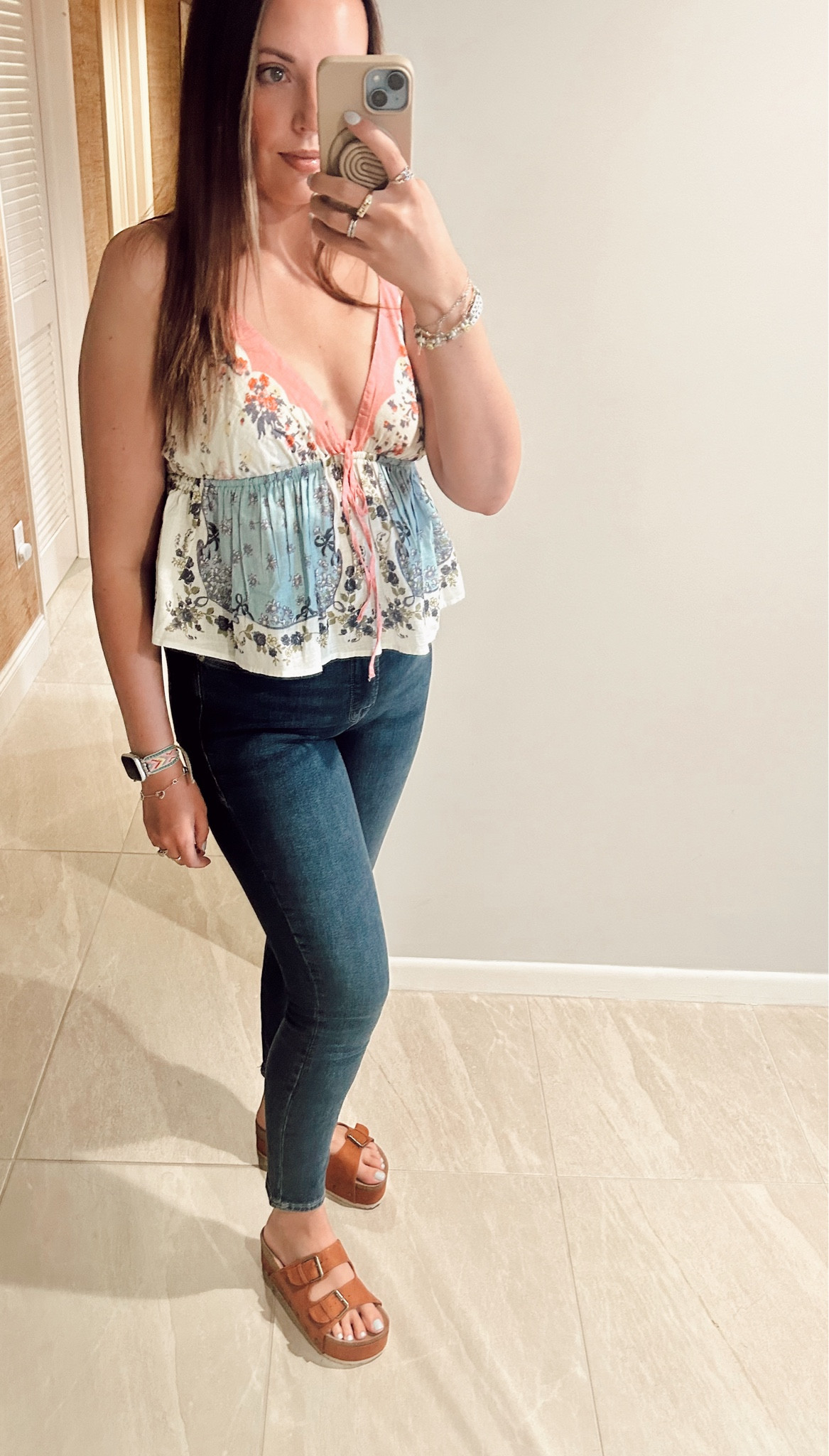 Simple casual dinner outfit 

#LTKStyleTip #LTKFindsUnder100 #LTKFindsUnder50