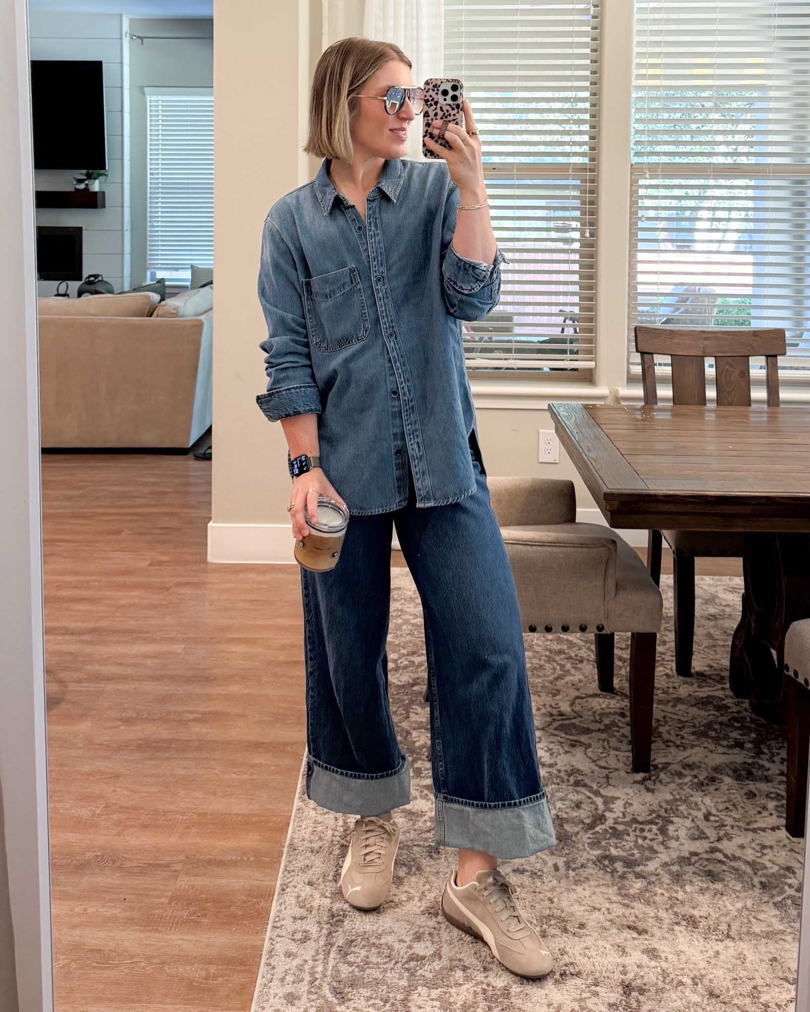 This is SO easy to wear and looks so clean. Airport travel outfit 🙏🏼

#LTKTravel #LTKmomlife