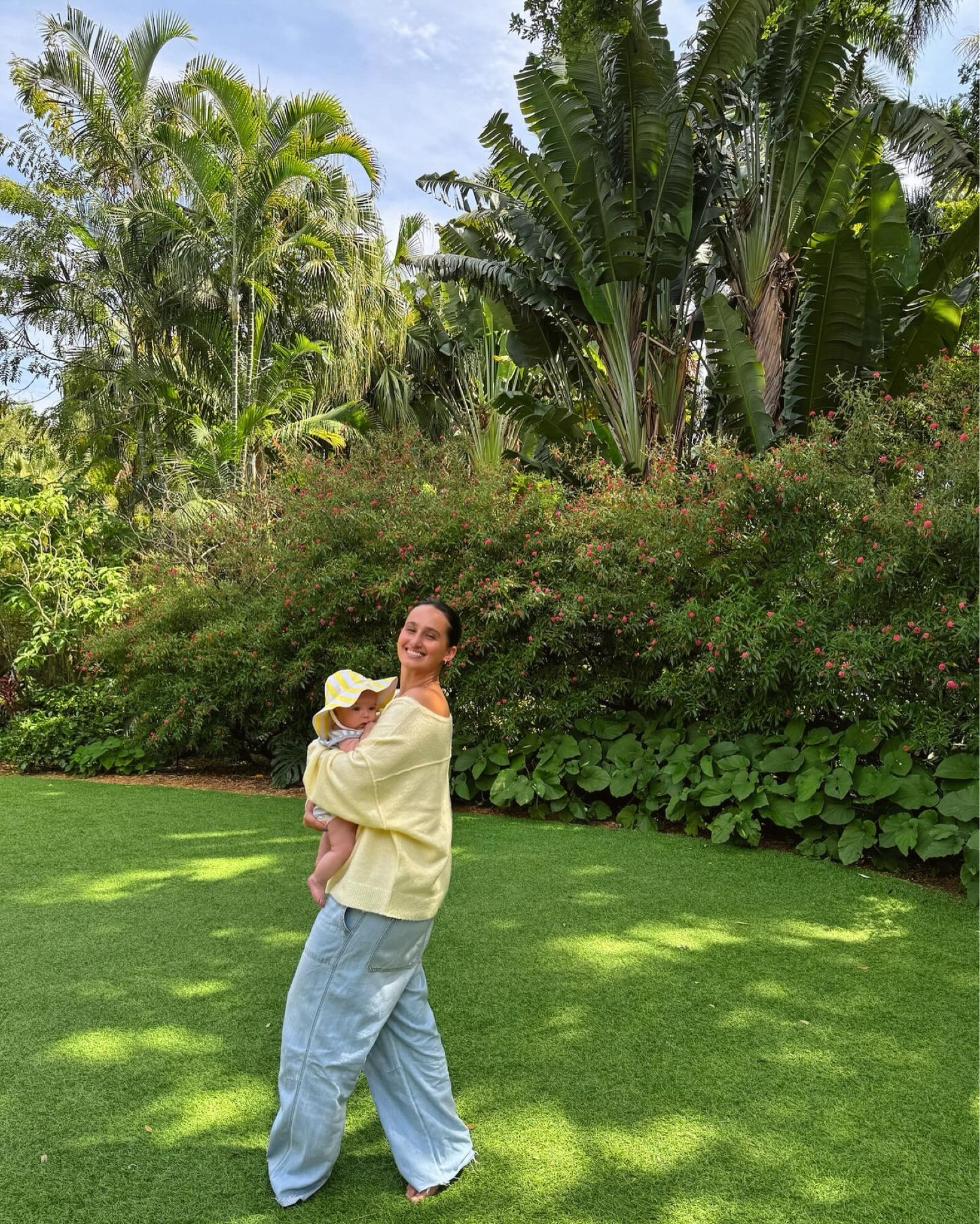 Been loving everything yellow lately 💛🌼✨ the perfect garden day outfit 

#LTKSeasonal #LTKsalealert #LTKmidsize