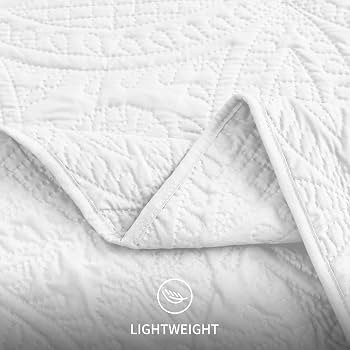 Love's cabin Quilts for Queen Bed White Bedspreads - Soft Bed Summer Quilt Lightweight Microfiber... | Amazon (US)