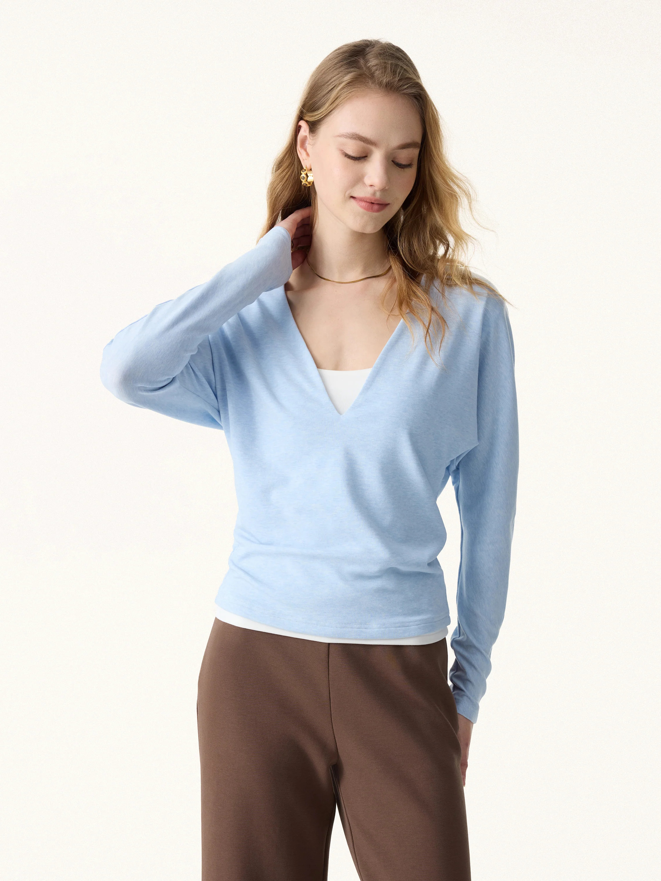 Non-Itch Lyocell Wool Relaxed V-Neck Batwing Sleeve Top | OGLmove
