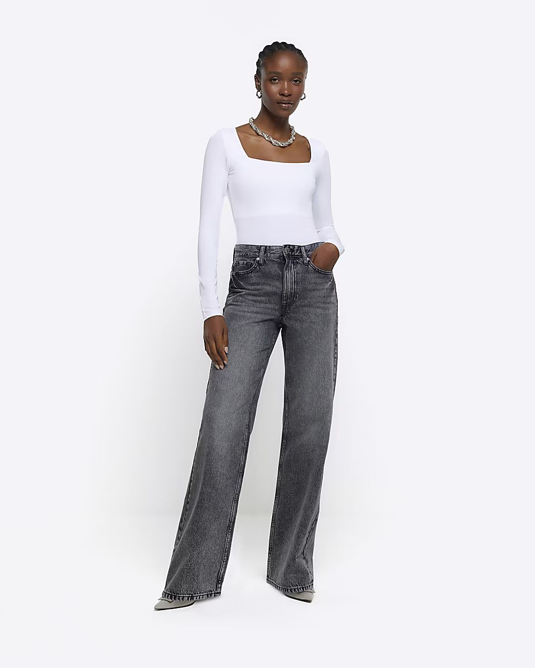 Black high waisted relaxed straight jeans | River Island (UK & IE)