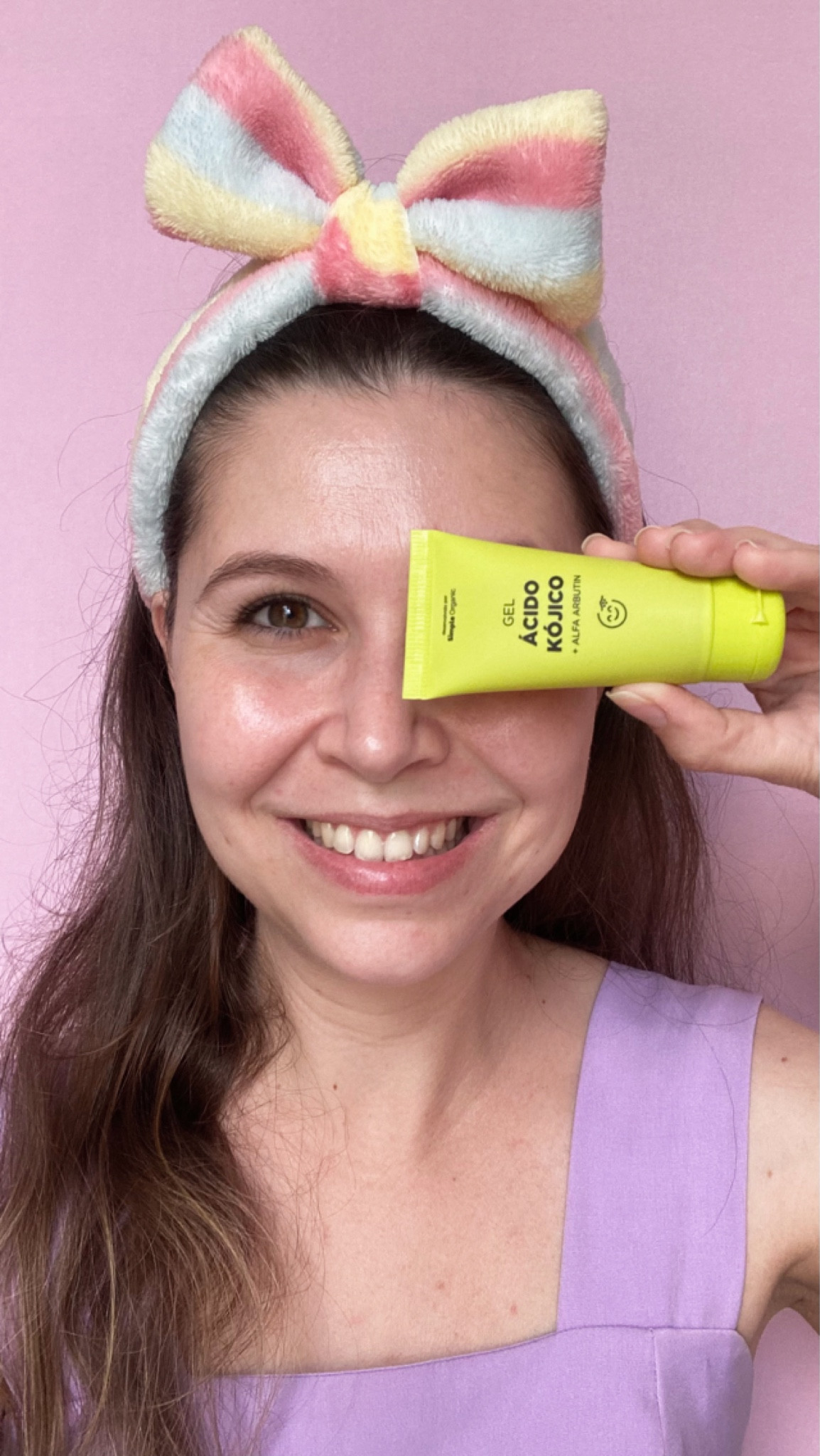 Alguém aí disse clareador de manchas? 😍 
O ácido kójico e o alfa arbutin são 2 ativos maravilhosos para quem quer clarear manchinhas no rosto e uniformizar o tom da pele! 💚 Esse produto que estou segurando na foto é da marca Simple Organic, mas tem outras marcas também como O Boticário e Principia que possuem produtos com esses ativos e que são ótimos! Já testou?


#LTKBrazil
#simpleorganic 
#ácidokójico
#alfaarbutin 

#LTKbeauty #LTKbrasil