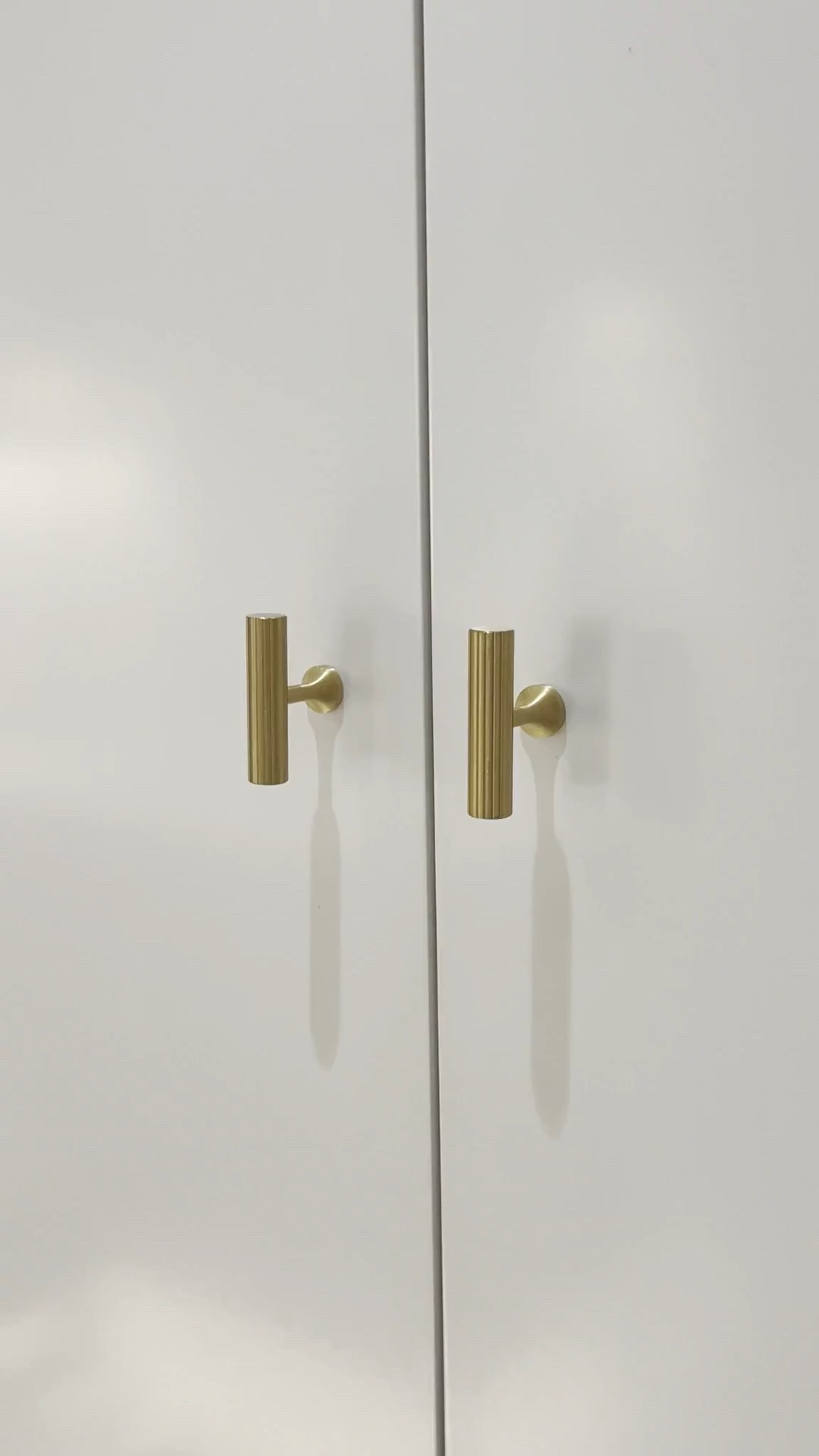 Perfect t-bar pulls

#LTKHome