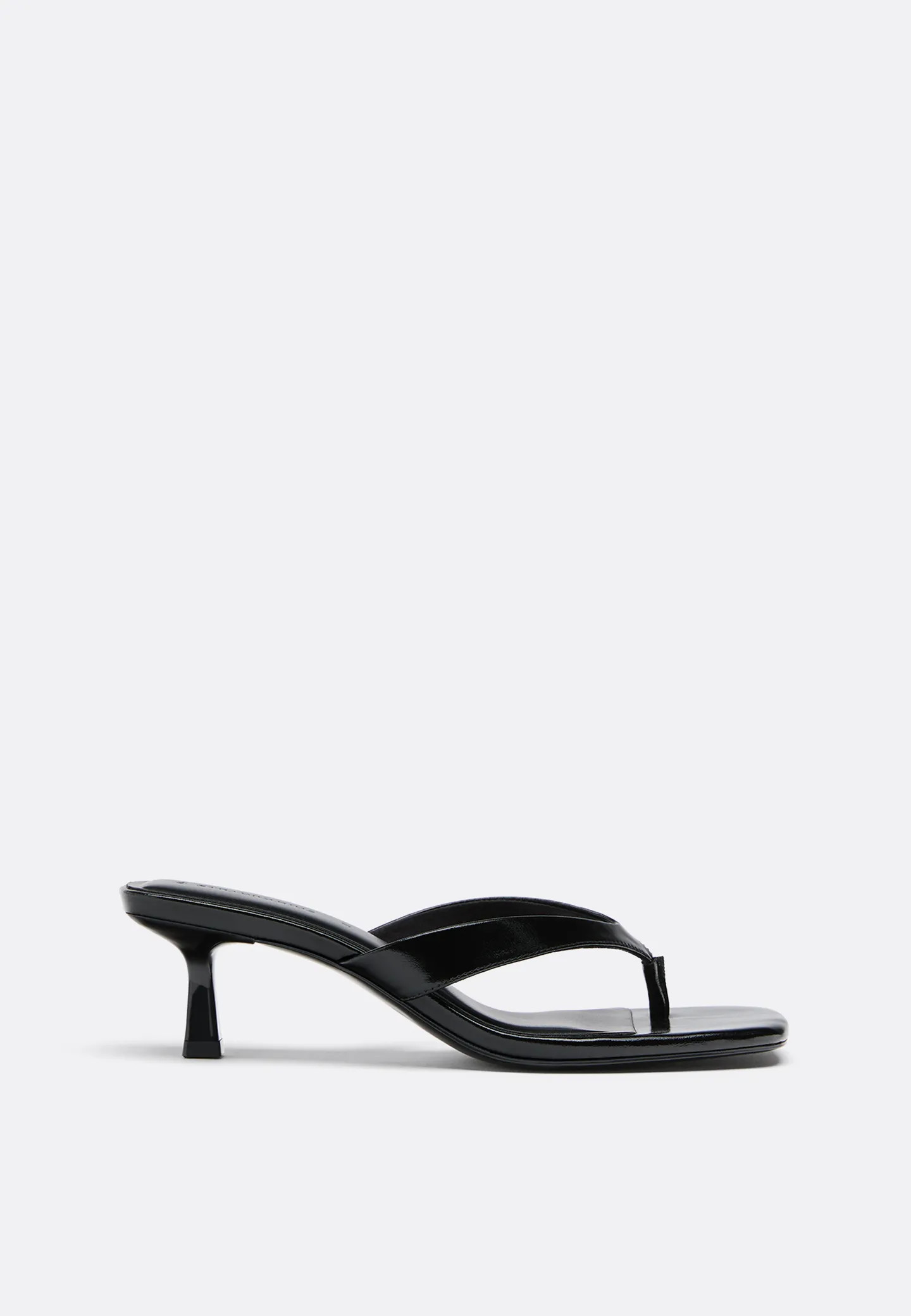 Thong heeled sandals | Stradivarius (UK)