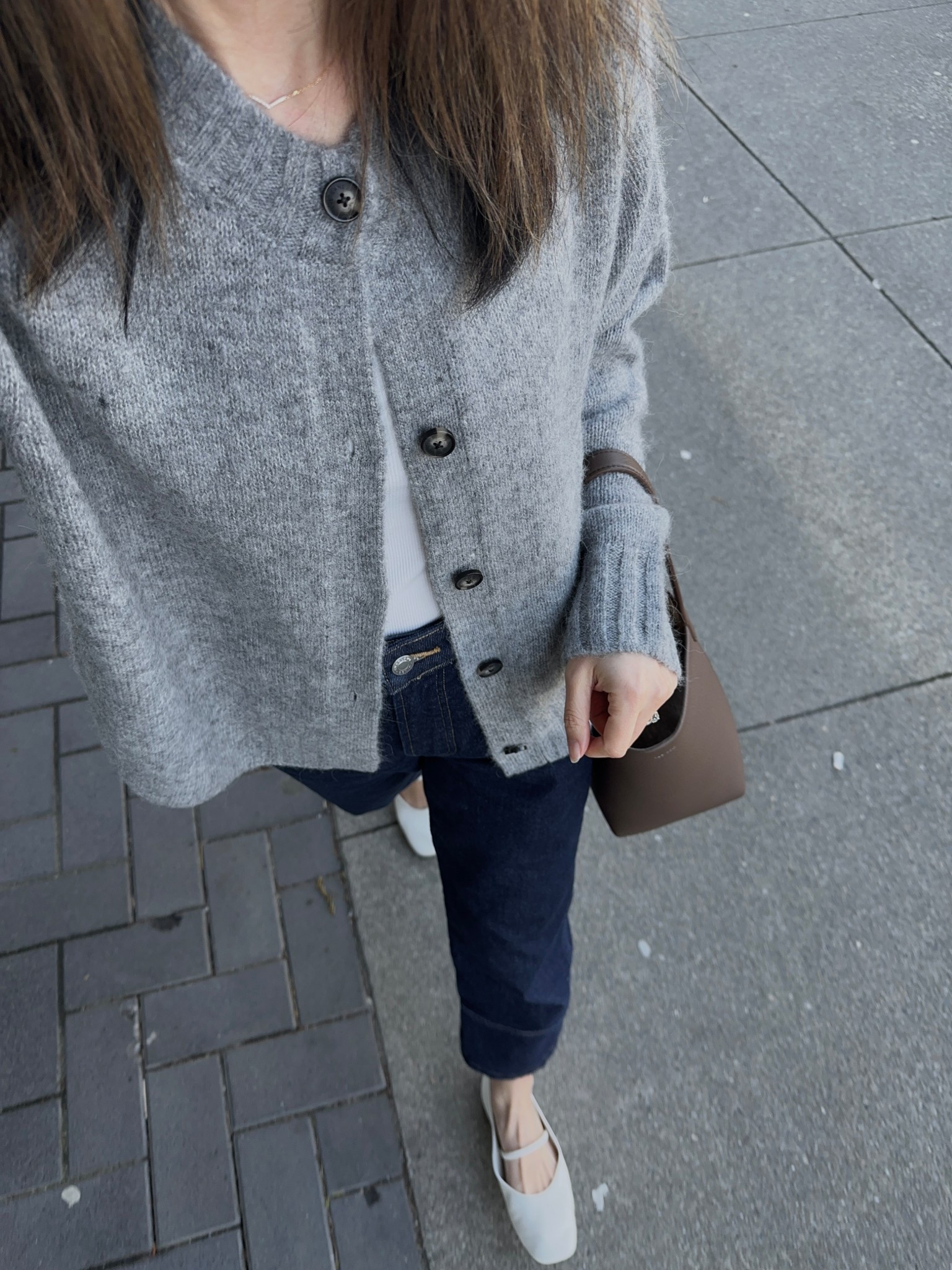 Everlane alpaca cardigan. Tts. In xs
Everlane jeans. Tts
Everlane flats 

#LTKcanada #LTKspring