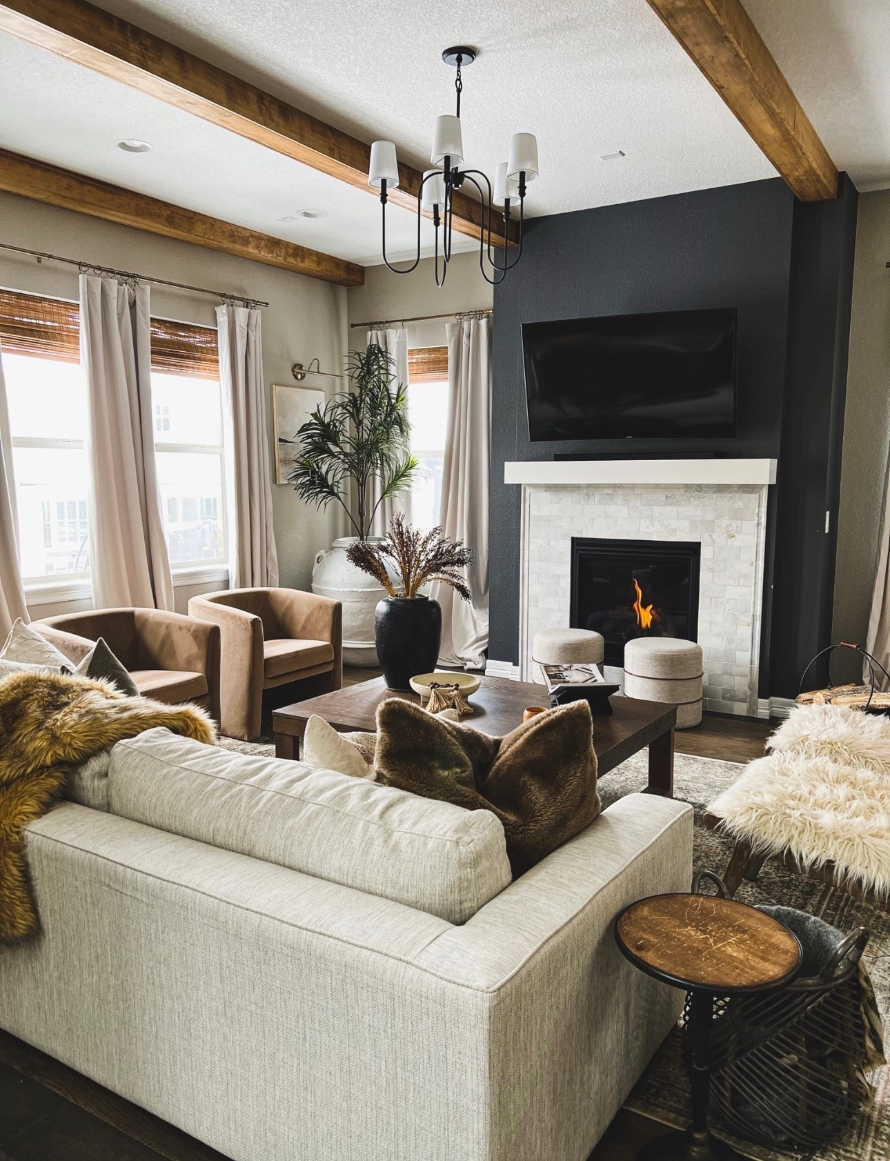 Cozy vibes!


#LTKOver40 #LTKHome #LTKSeasonal