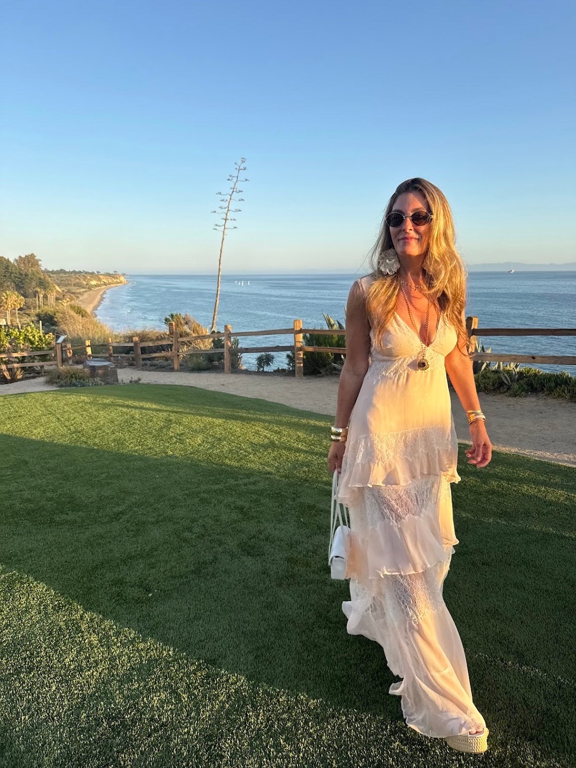 The dress of our dreams #LTKfall #LTKfallstyle #LTKfallfashion #LTKstyle #LTKmomstyle
#LTKeverydaystyle #LTKcasualstyle #LTKworkwear #LTKunder50 #LTKunder100
#LTKtravelstyle #LTKcapsulewardrobe #LTKcozystyle #LTKfalloutfits #LTKootd
#LTKboots #LTKaccessories #LTKlayering  #LTKchicstyle

#LTKootd #LTKgrwm #LTKSeasonal