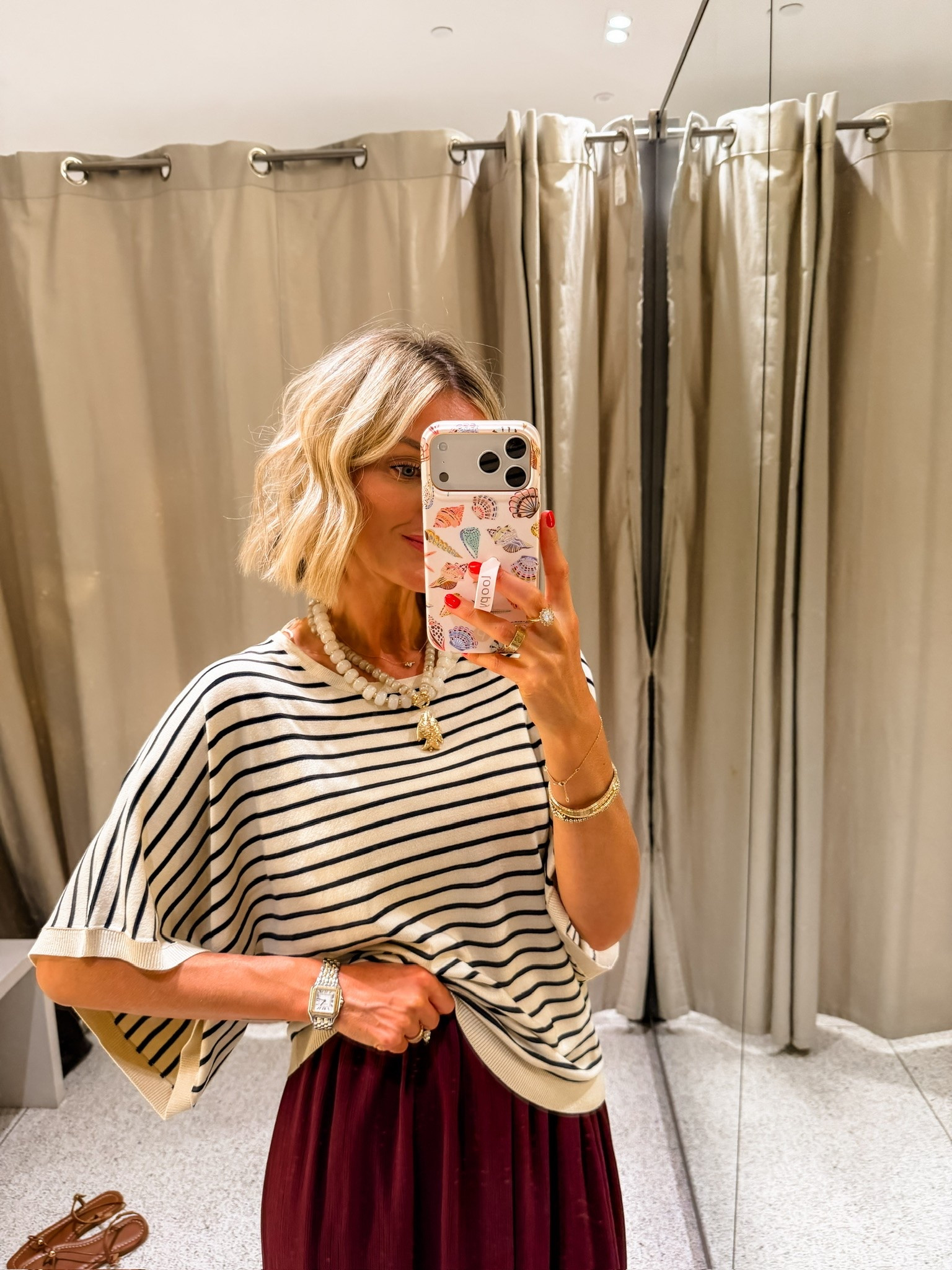 Going to wear this top all season long 😍 so comfy & so many ways to style up or down! Wearing M.

Loverly Grey, Zara, summer fashion, summer outfit ideas

#LTKootd #LTKSeasonal