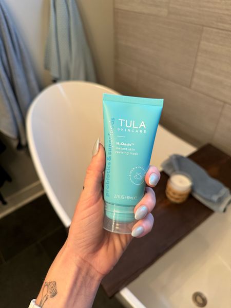Save at TULA with code: HEYITSJENNA on the new H2Oasis instant skin reviving mask for hydrated and amazing skin in 10 minutes #embraceyourskin #tulapartner