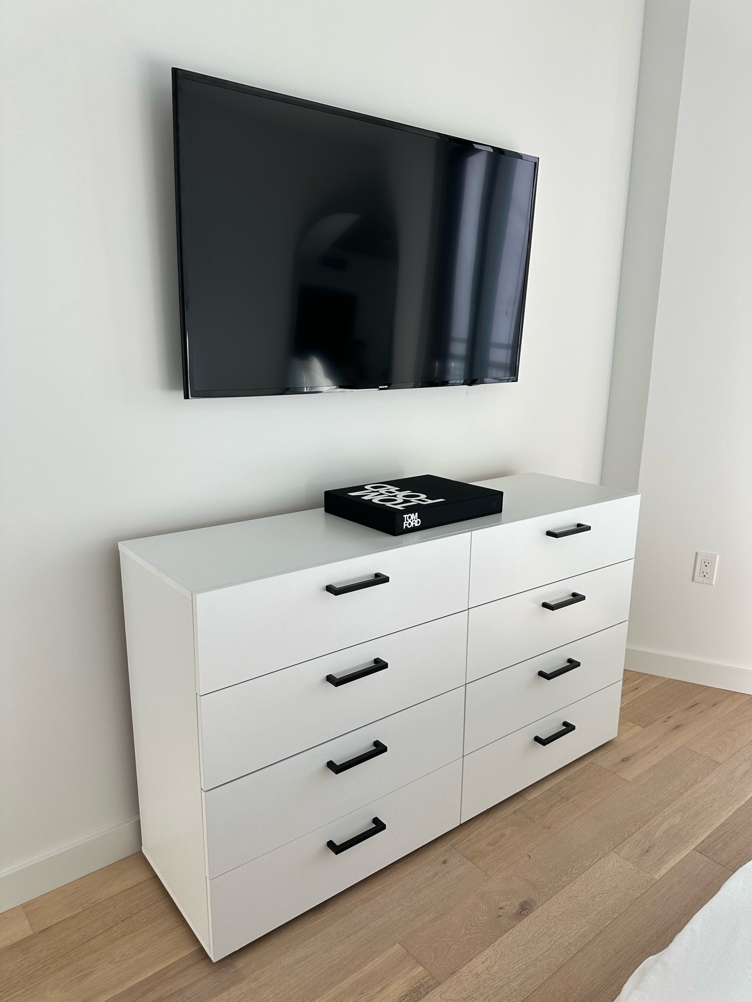 I changed the hardware on the dresser to match the hardware on my cabinets - linking! 

#LTKHome