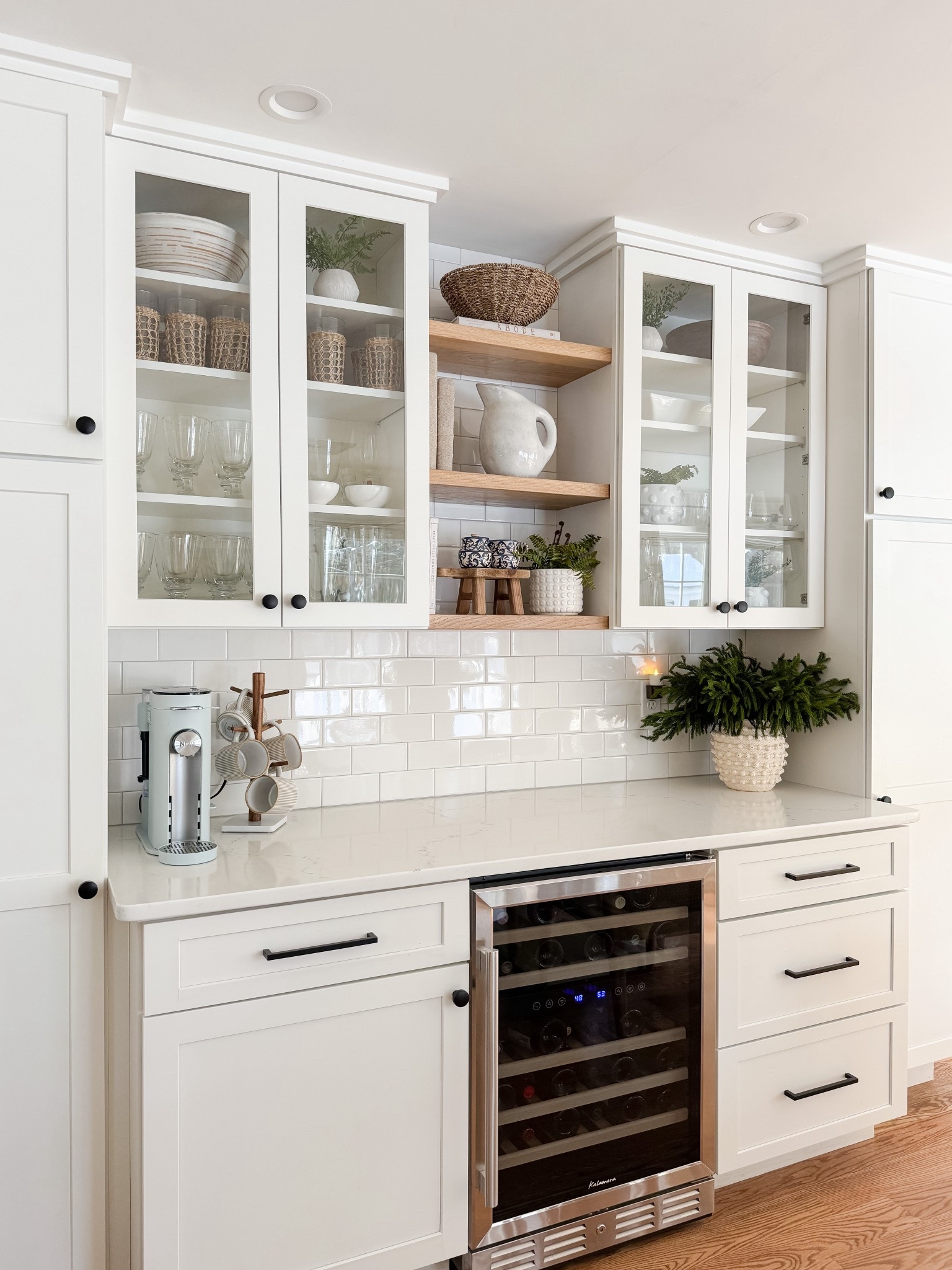 Kitchen home decor candle warmer winter decor vase and stems Amazon 

#LTKHome