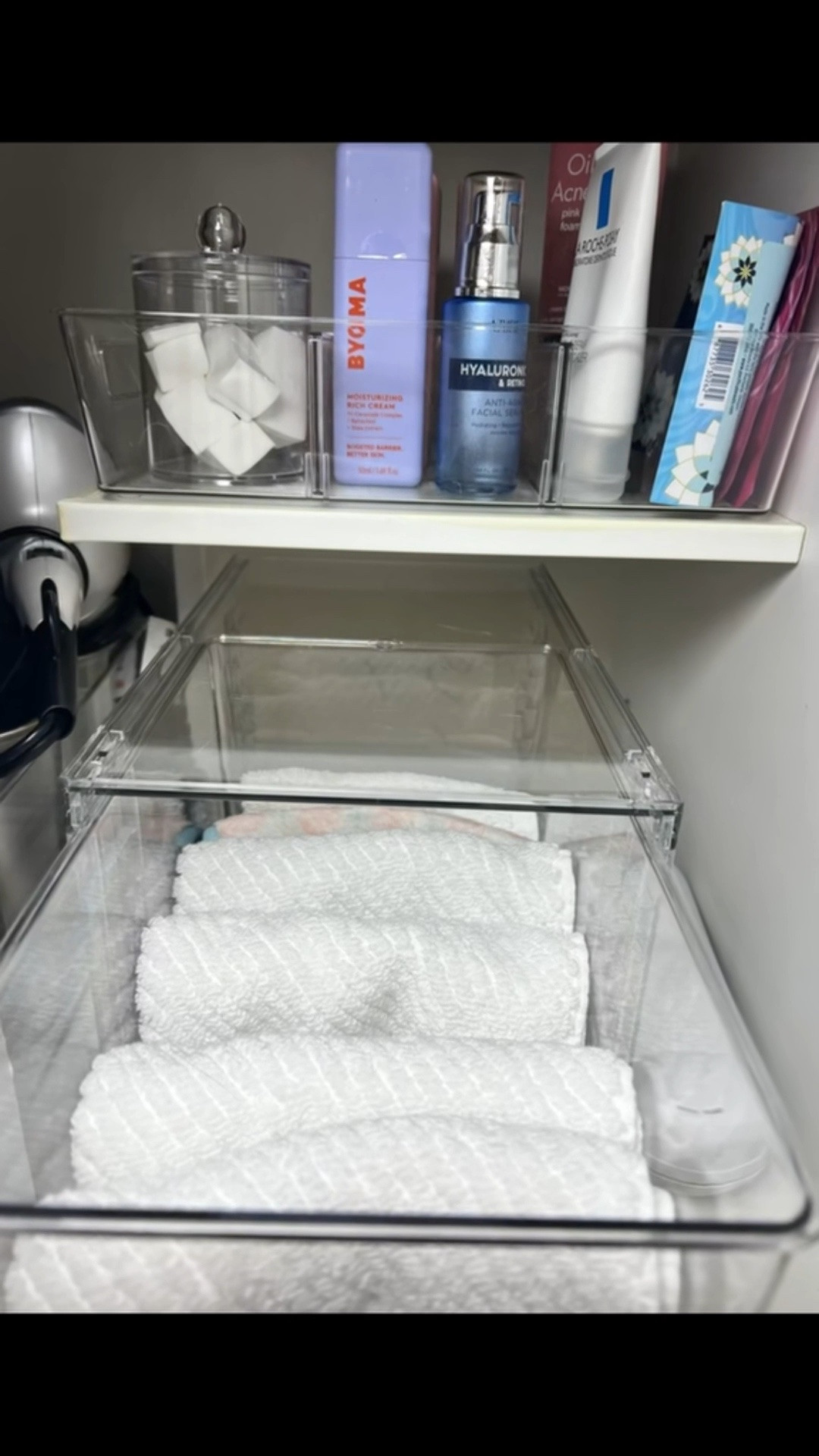 Under the sink, but actually usable.
This space usually turns into a black hole of half-used products, backups, and things you forgot you even had. We kept it simple, grouped like items together, and added a mix of drawers and bins (including my favorite Vtopmart acrylic ones) to contain everything without overcomplicating it.

#LTKmorningroutine #LTKHome