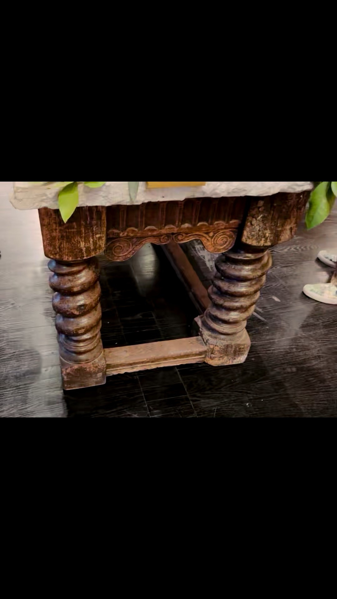 Top 2026 kitchen design trend—personalization. We love incorporating antique or vintage kitchen islands that bring character, craftsmanship, and a sense of nostalgia into modern spaces.


#KitchenTrends2026 #PersonalizedKitchen #VintageStyle #AntiqueIsland #KitchenDesign #TimelessInteriors #DesignInspo

#LTKSaleAlert #LTKdayinmylife #LTKHome