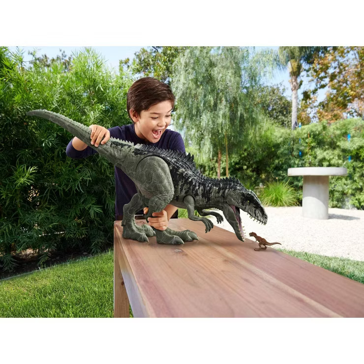 Jurassic World: Dominion Super Colossal Giganotosaurus Action Figure | Target