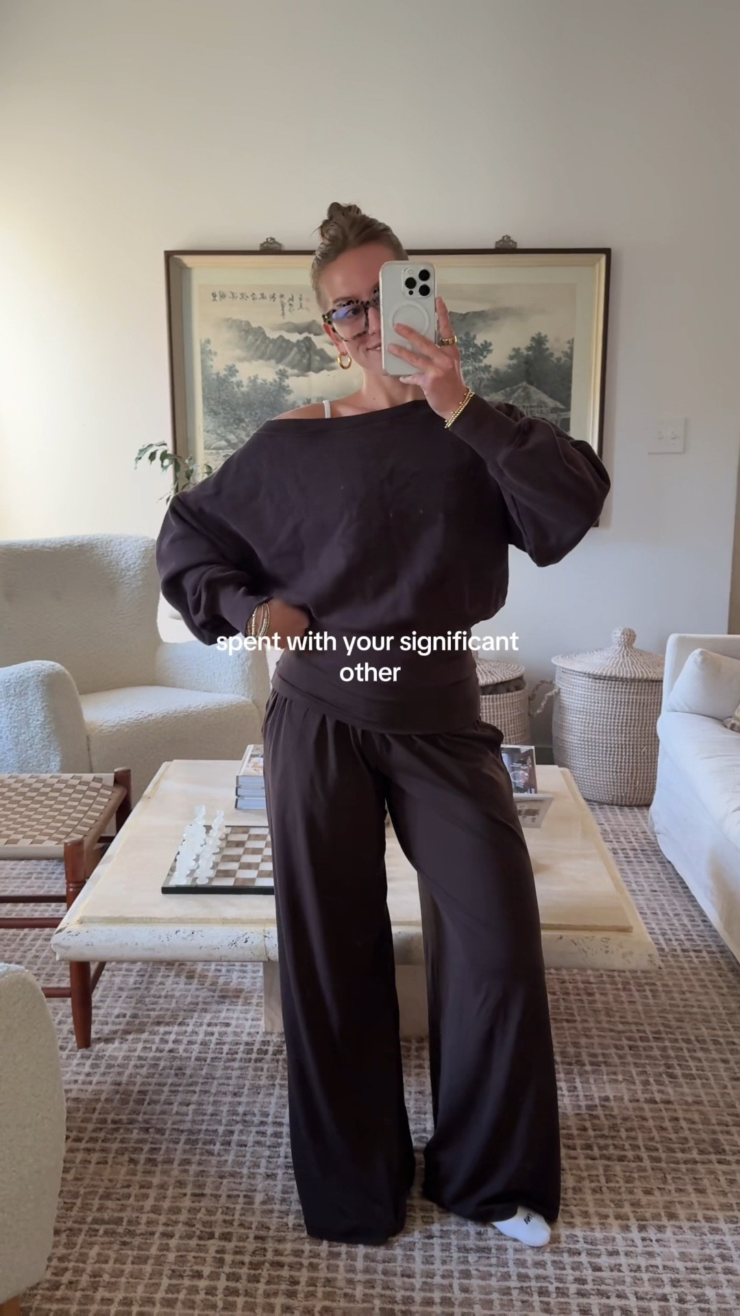 10/8/25 Cozy October nights call for the comfiest loungewear 🕯️🍂 Linking my Aerie baggy sweatpants (size S), my off-the-shoulder loungewear sweatshirt (size S), and my brown baggy lounge pants (size XS) — truly the perfect pieces for fall nights in. 

#LTKStyleTip #LTKSaleAlert