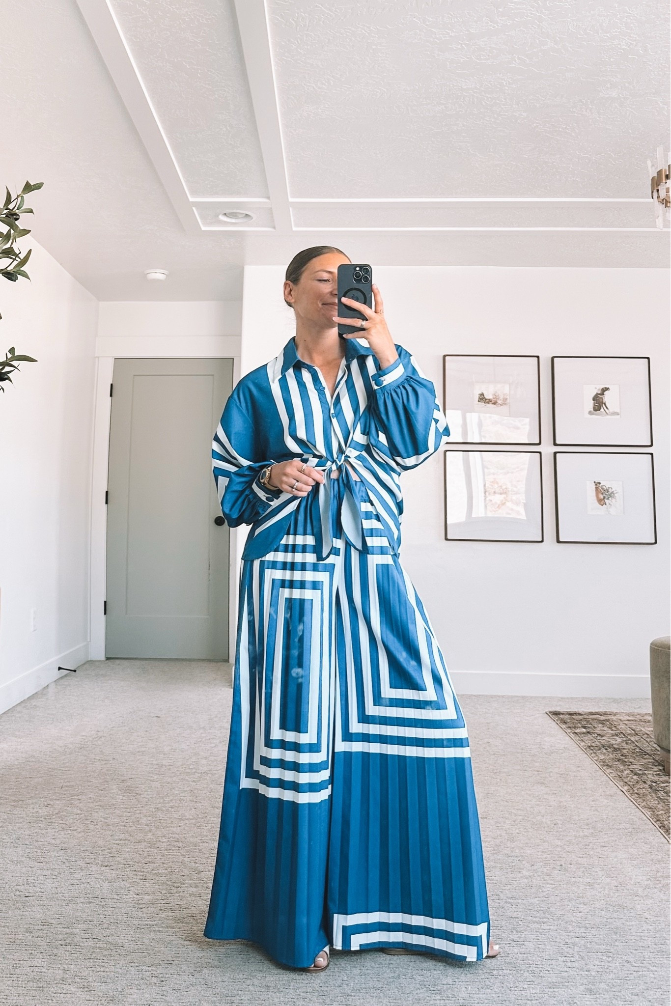Summer Outfit - That blue and white set that makes you feel like you are on vacation even when you are just running errands. One of my favorite sets I have worn all summer. Everything is linked, tap to shop.

#LTKgrwm #LTKootd #LTKmomlife