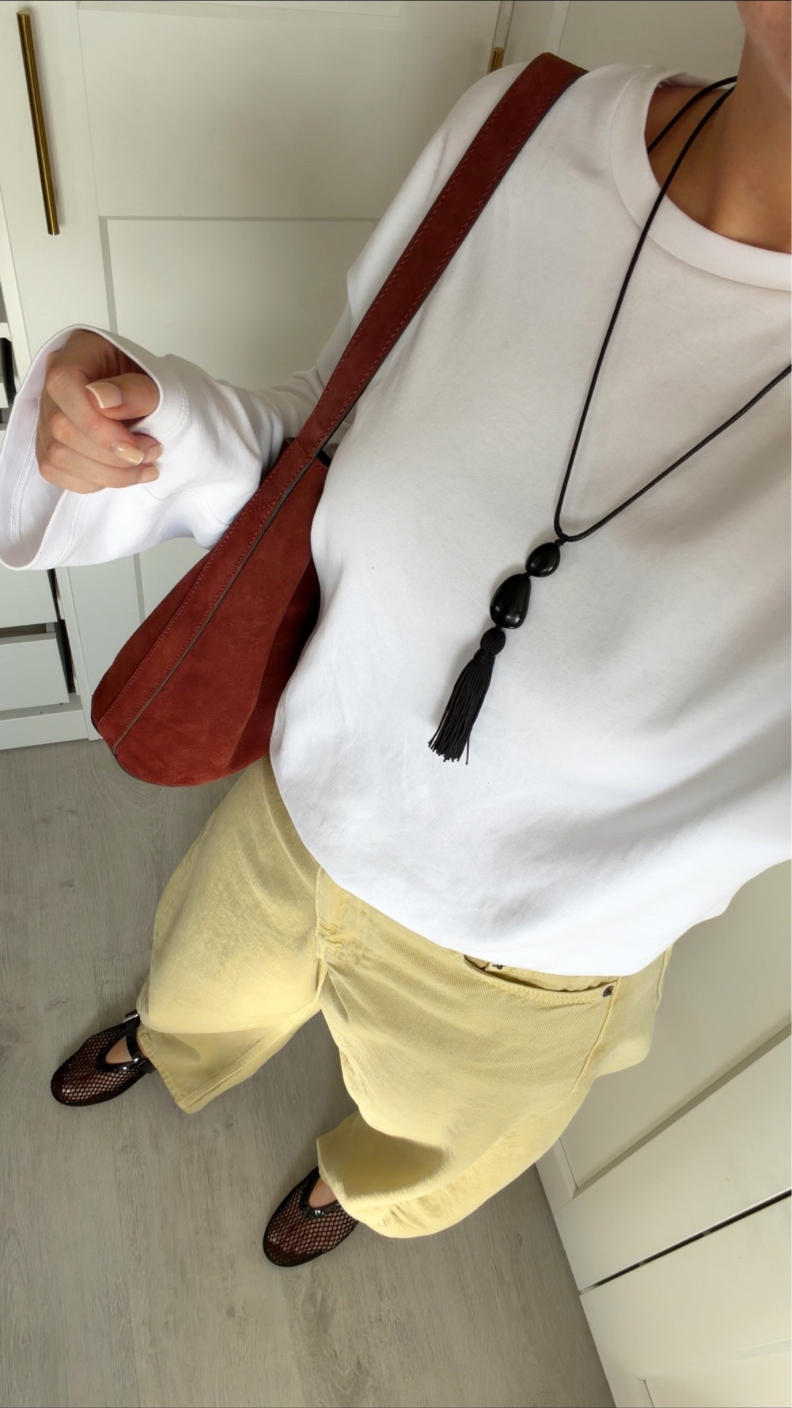 Casual transitional outfit

#LTKautumn #LTKjeans #LTKstyletip
