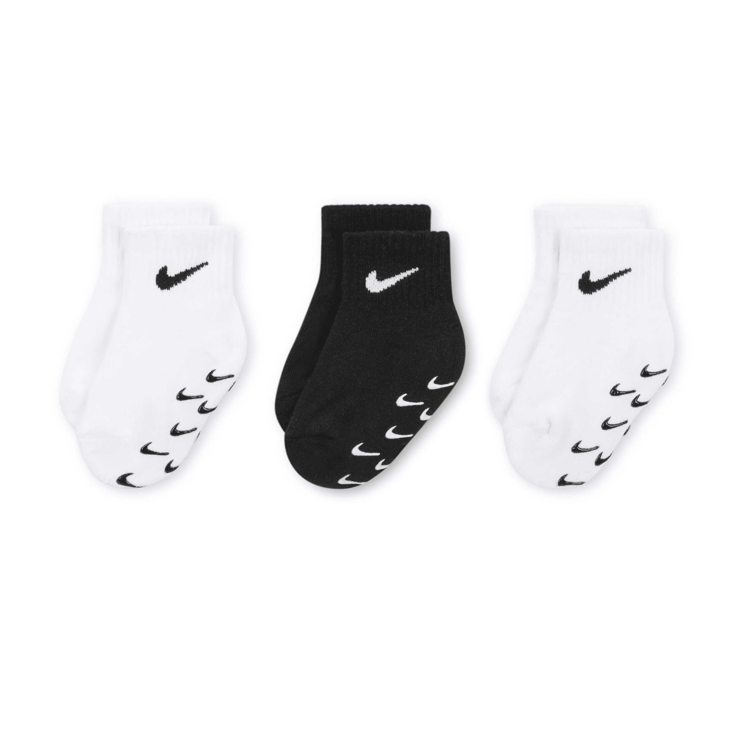 Nike Baby/Toddler Gripper Ankle Socks (3 Pairs) in White | NN1131-001 | Nike (US)