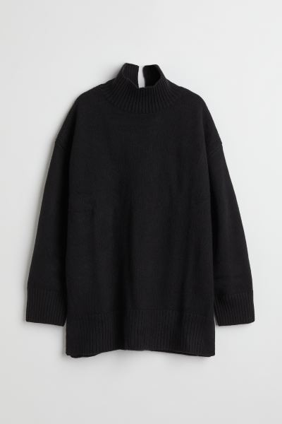 Oversized Turtleneck Sweater | H&M (US + CA)