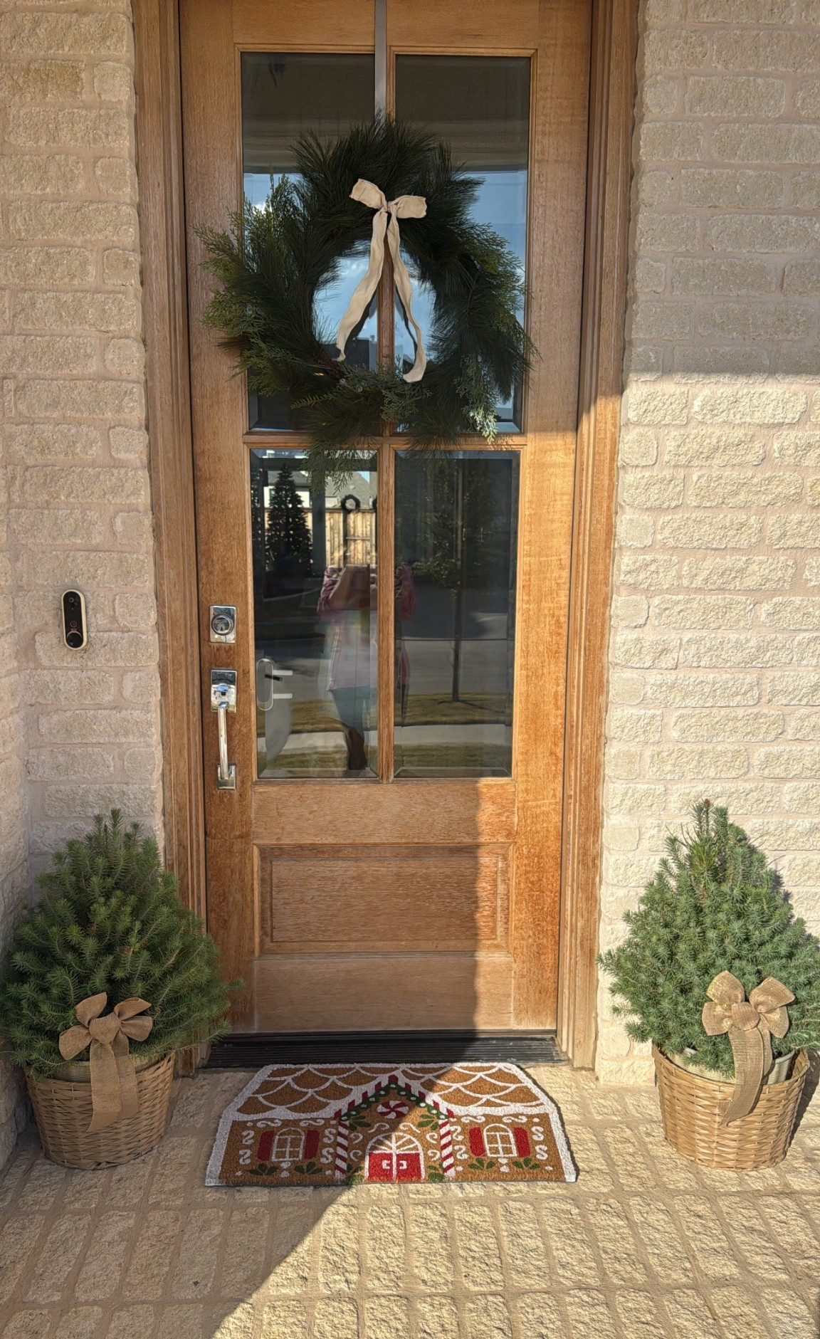 My Front Porch Christmas Decorations 🎄

#christmas #holiday #outdoordecorations #christmasoutdoor #frontporch #wreath #doormat #outdoortrees #home #homedecor #seasonaldecor 

#LTKSeasonal #LTKHoliday #LTKHome