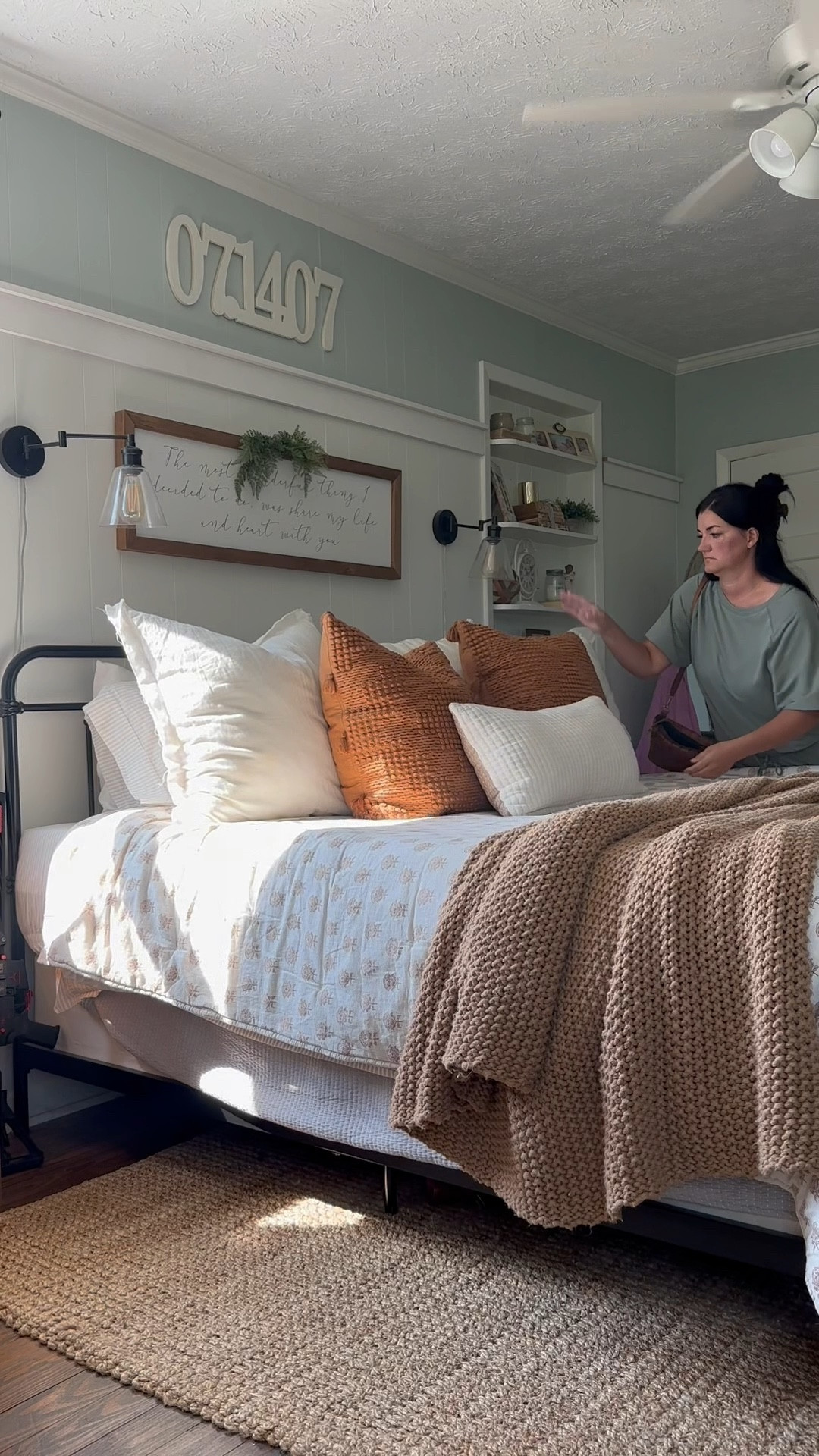 This bedding is mostly old and mostly Target. I’ll link what I can and some options I like! @target 