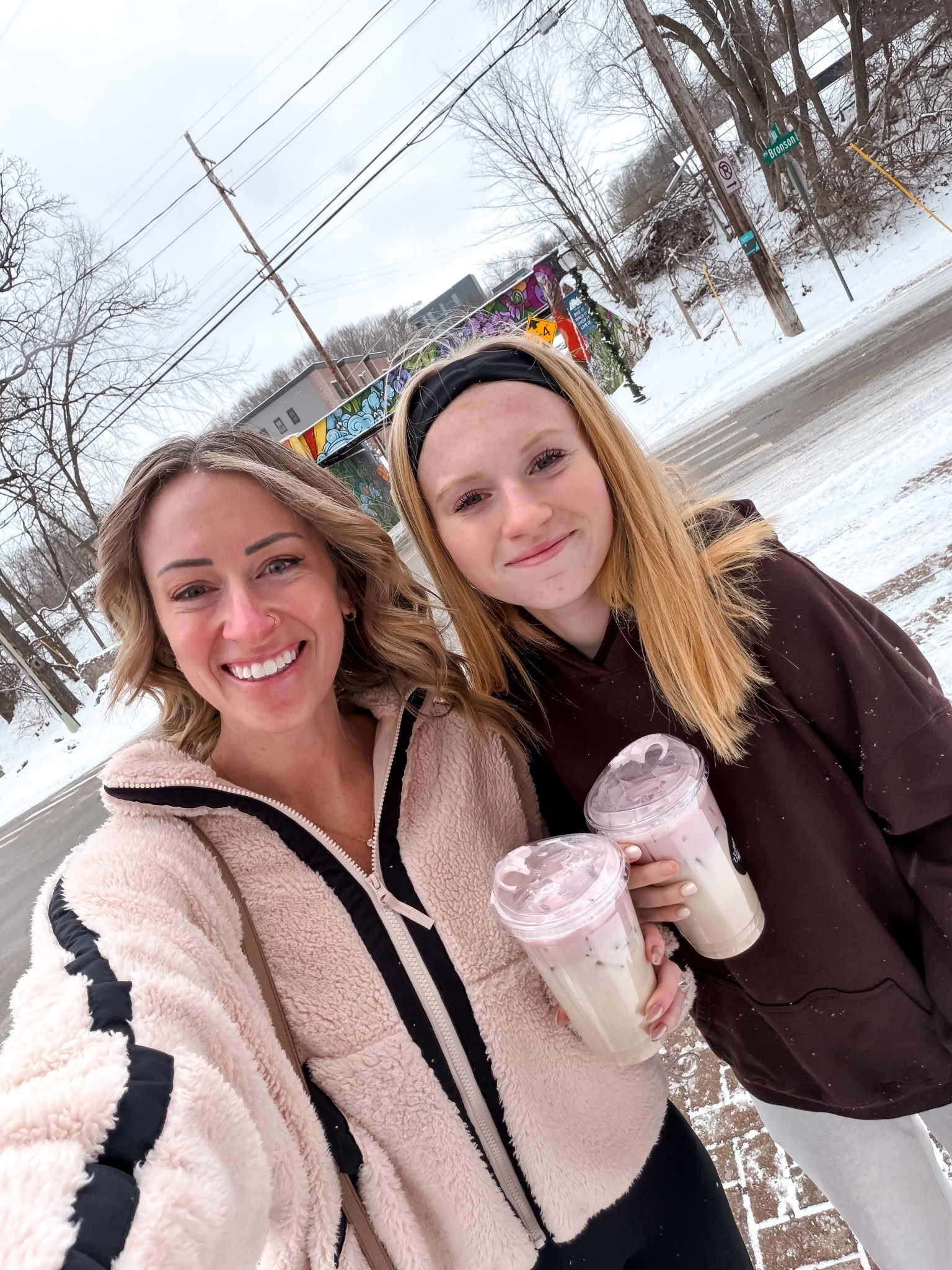 Headband for hair styles for teen girls and soccer mom style 