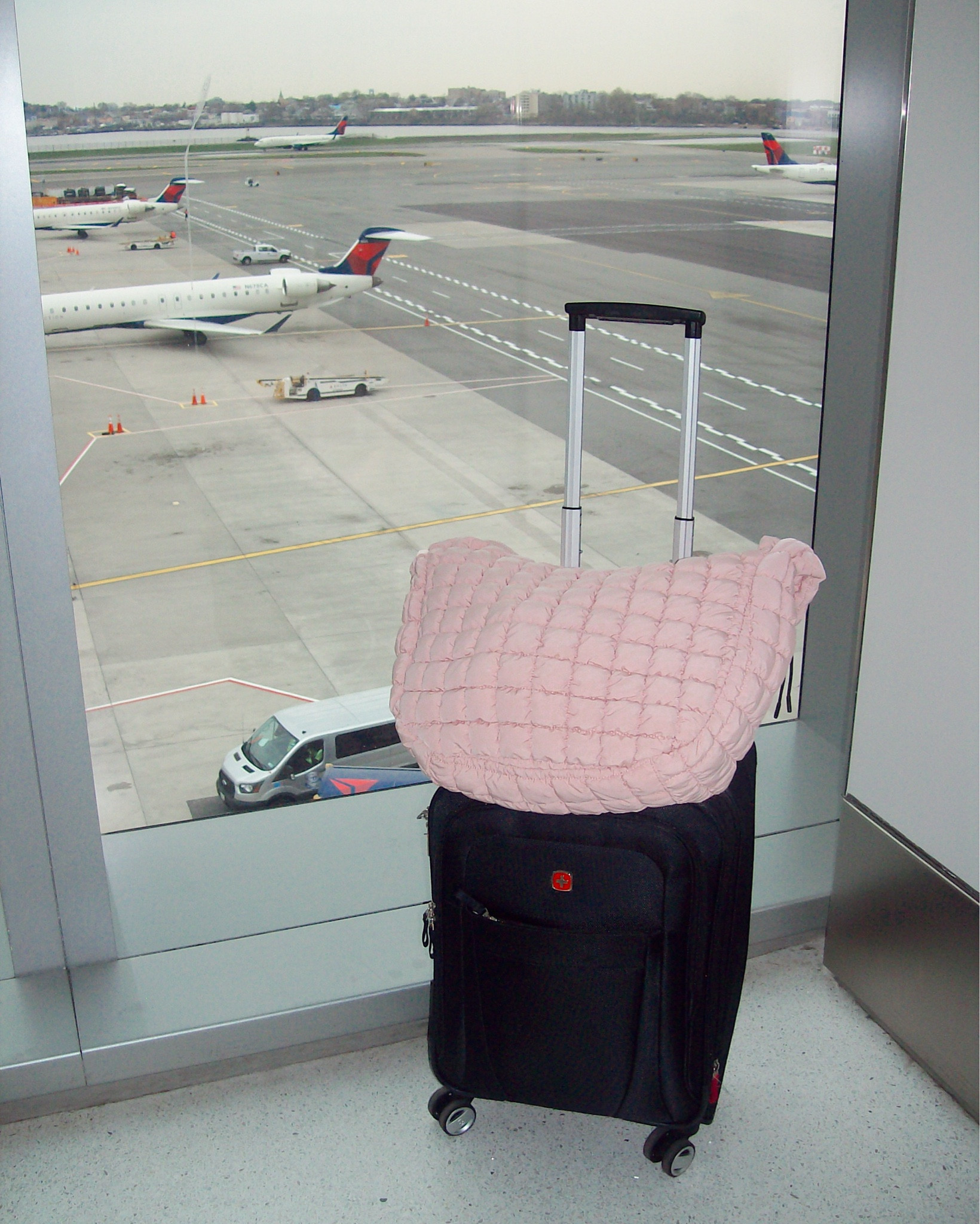 Puffy pink tote bag I use as my personal item


#travelessentials #luggage #airport 

#LTKTravel #LTKU