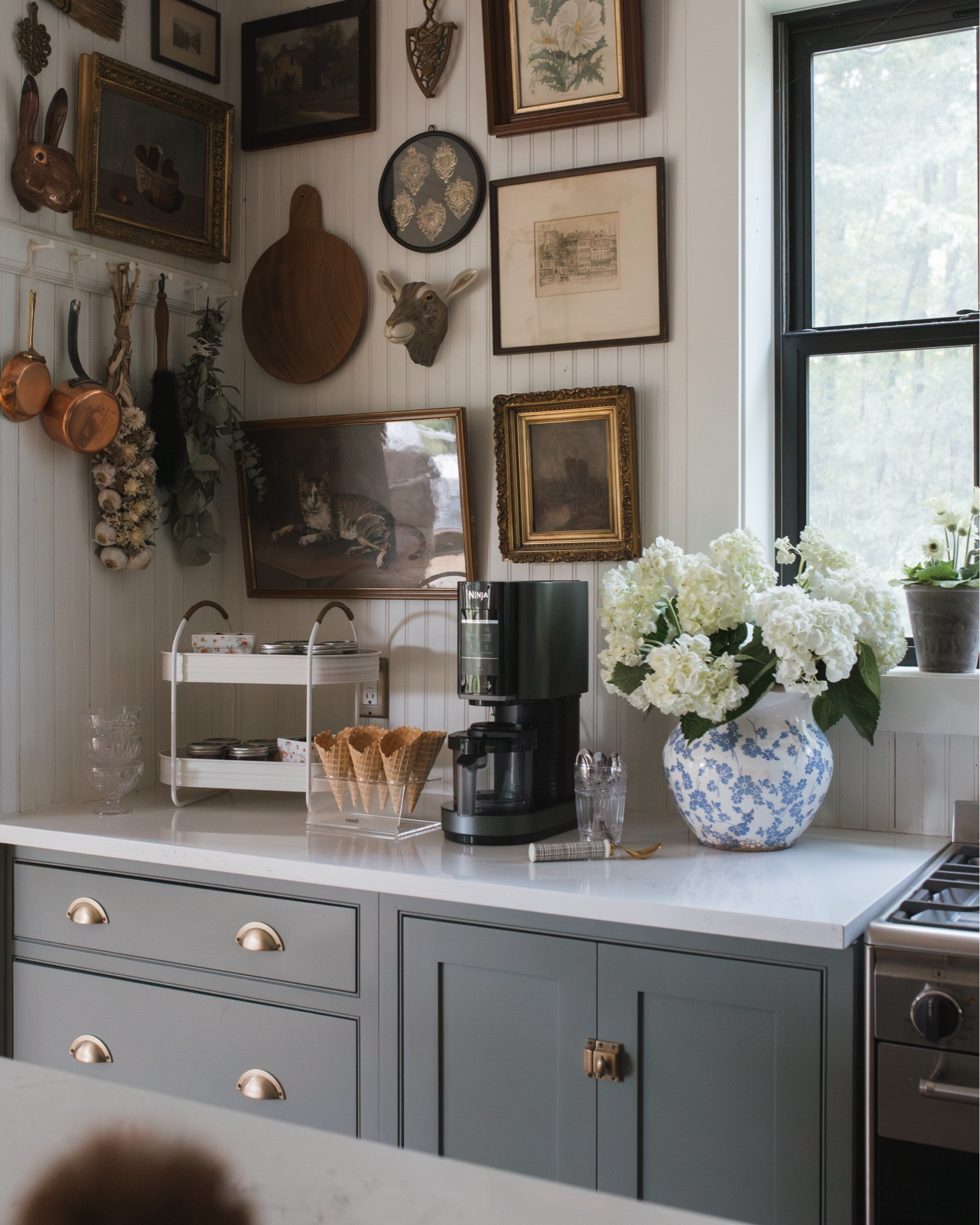 This is your sign to create an ice cream bar for a fun night this summer! Shared all of the details on this cute set up on the blog today in partnership with @walmart #walmartpartner #walmarthome 

Forthehome.blog/entertaining/ice-cream-bar

#LTKHome