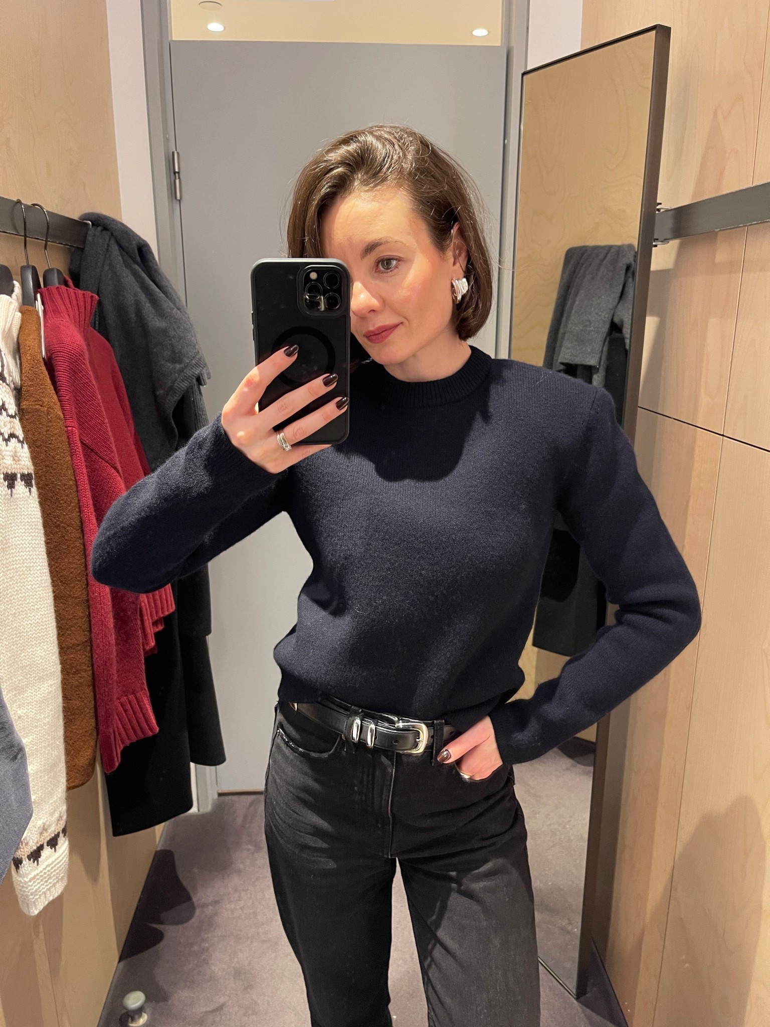 Chic shoulder pad knit (s)

#LTKHoliday #LTKSeasonal