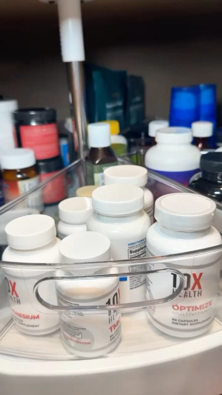 Revolutionizing my client’s vitamin storage with a Lazy Susan! 🌟 Say goodbye to clutter and hello to easy access and organization. #LazySusan #OrganizationHacks #HealthyLiving #Organization #HomeOrganization #VitaminStorage #NeatAndTidy #OrganizedLife

#LTKVideo #LTKFitness #LTKHome
