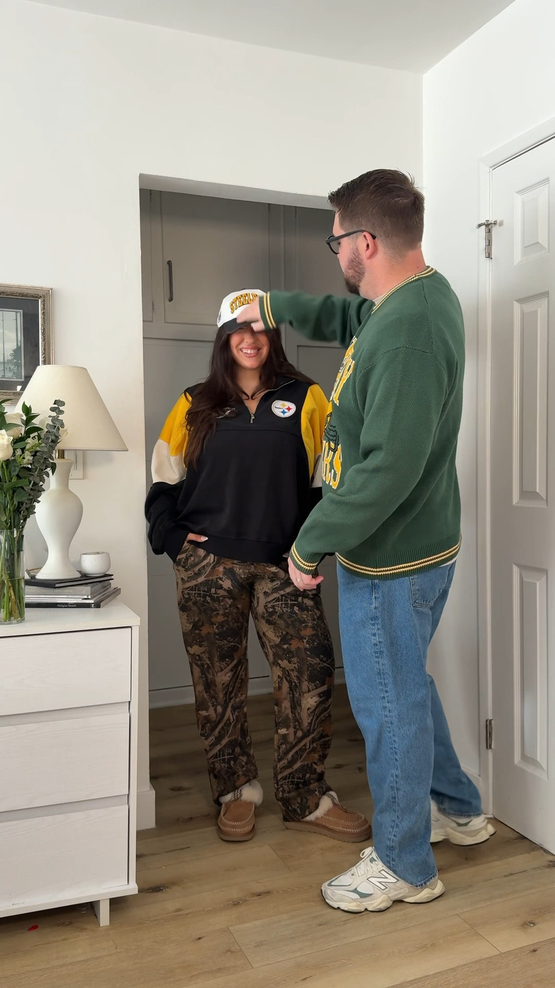 a house divided🥵 midsize couple game day fit

Will is wearing a XL tall in the sweater, and I’m in an XXL in my sweatshirt for a baggier fit!

#LTKSeasonal #LTKMidsize #LTKPlusSize