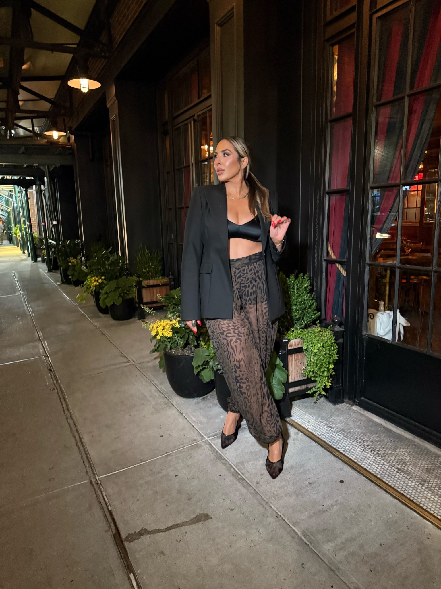 blazer XL (size up) 
Zara pants sz L (I can not link here. search zara.com for  code: 8566/065/051) 
shoes are Amazon and look so high end & very comfortable 
bralette old Target (linked similar) Also linked my fav body contour bodysuit for more coverage (sz XL)




#LTKMidsize #LTKStyleTip