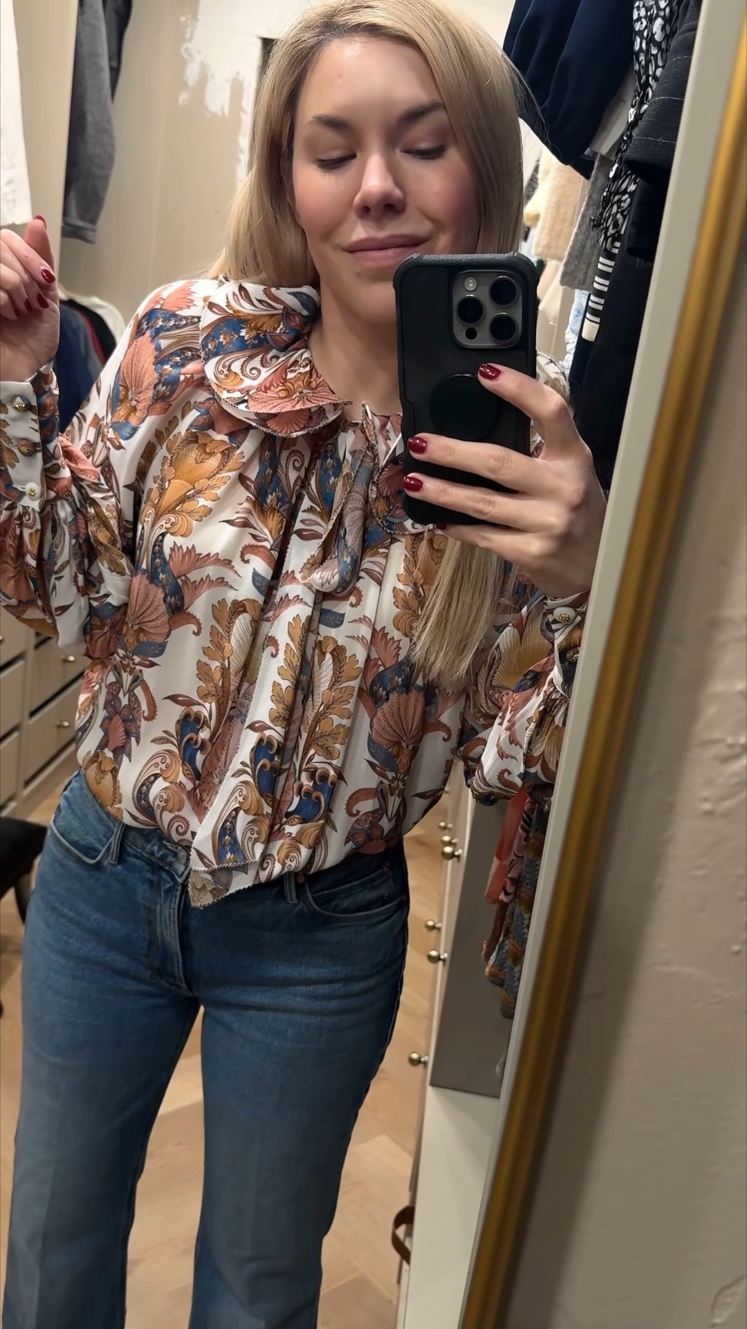 Spring outfit 
**JEANS RUN SMALL BUT HAVE A LITTLE STRETCH**
I sized down for a more loose fit - they do run on the smaller side 