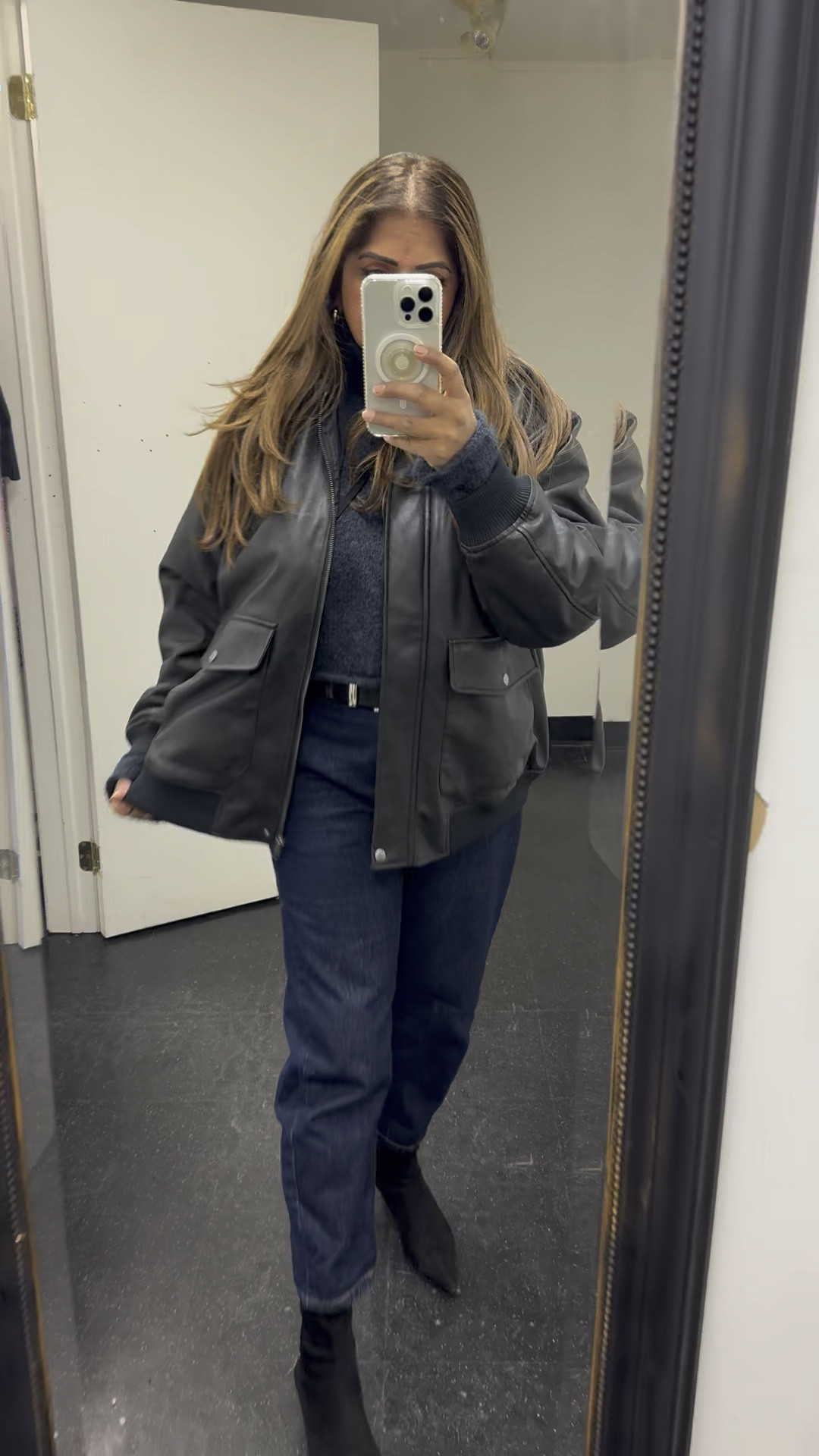 Obsessed with this jacket gives vintage vibes 

#LTKU #LTKstyletip #LTKVideo