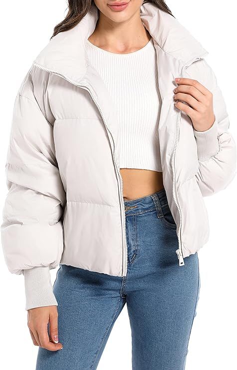 Amazon.com: Orolay Womens Winter Oversized Short Down Jacket Crop Zip Puffer Coat White M : Cloth... | Amazon (US)