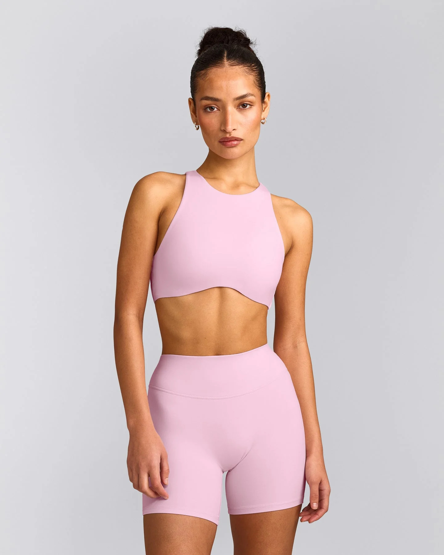 SoftMotion\u2122 High Neck Sports Bra with Gray Logo
Chalk Pink | Oner Active (UK / US)