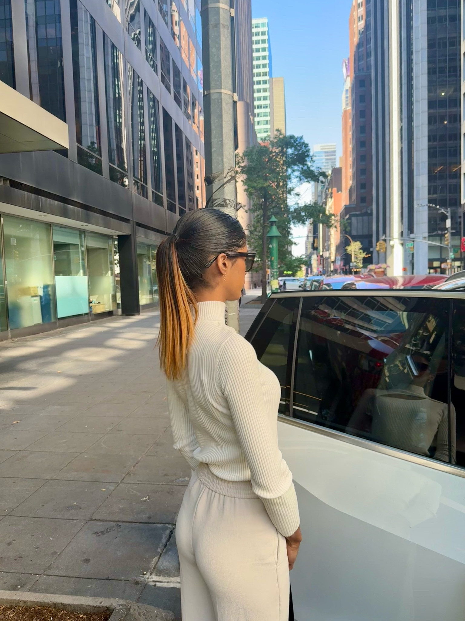 Outfit of the day 
Neutral outfit 
Timeless and elegant 

Aritzia pants in size 0 tall 
Prada sunglasses PR 04YS 2AU718 56 -  Tortoise

I’m 5’9 and weigh 125 pounds 

#LTKSeasonal #LTKStyleTip #LTKWorkwear